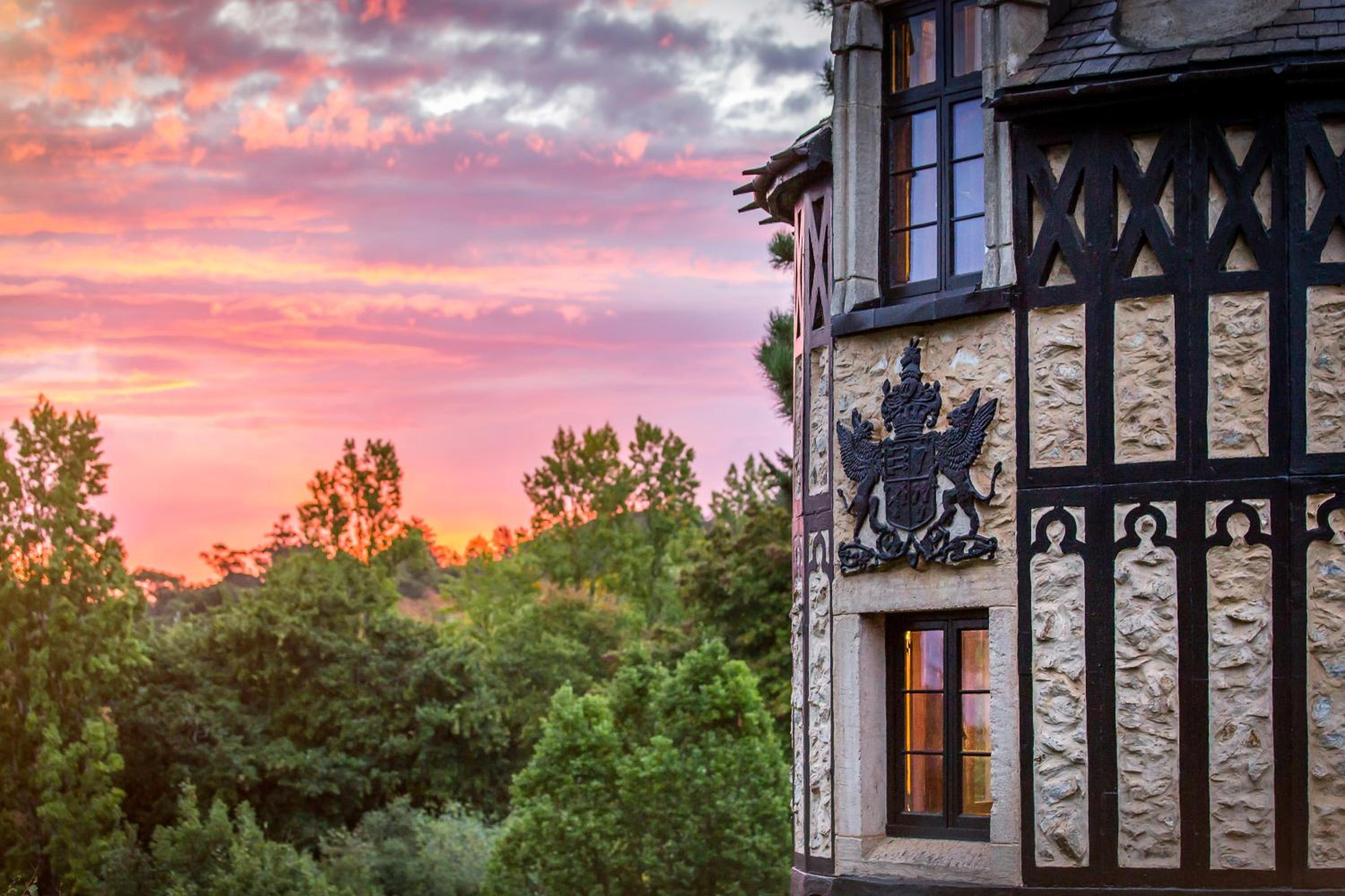 Thorngrove Manor
