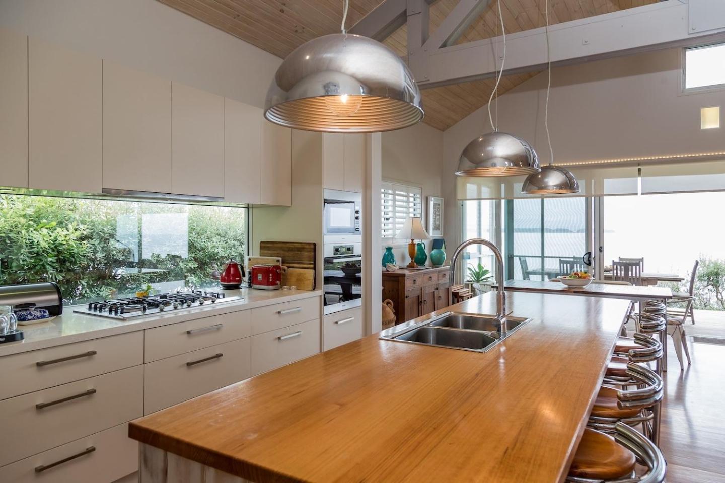'South Pacific' - Luxury Oceanfront at Culburra!