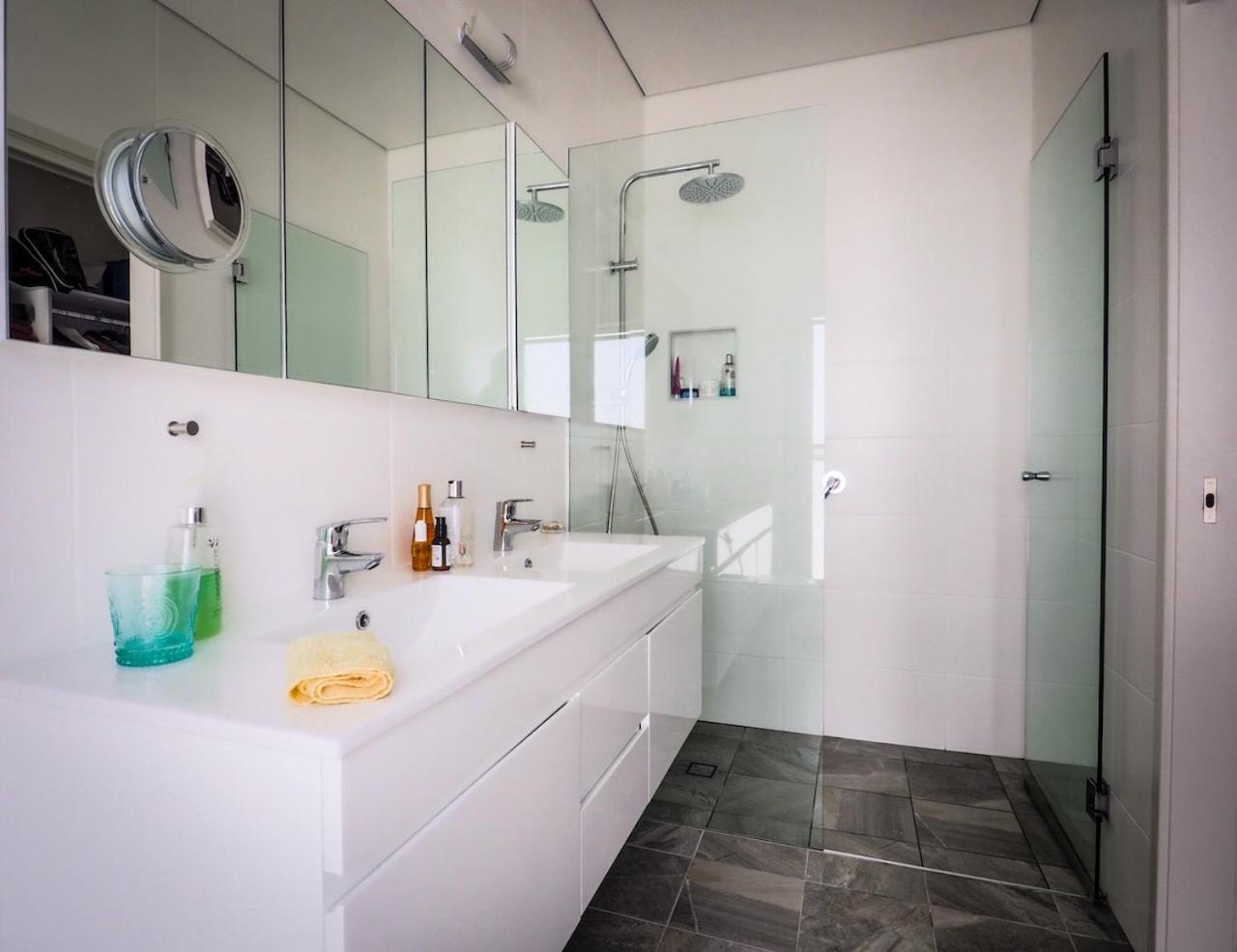 'South Pacific' - Luxury Oceanfront at Culburra!