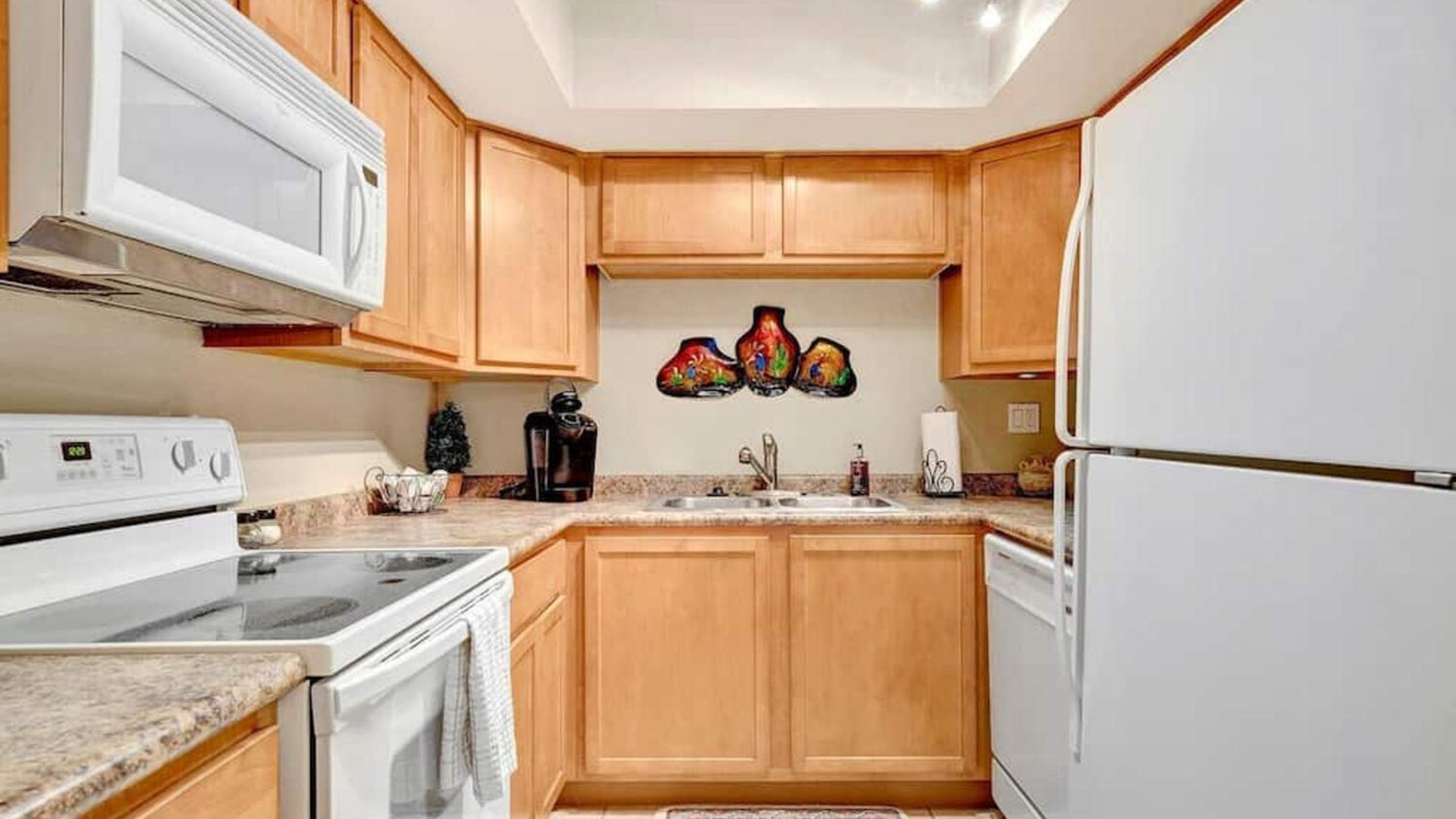 Miscellaneous Market Vacations - Poolside 2 Bdrm Condo Prime Scottsdale Location - Property Image 5