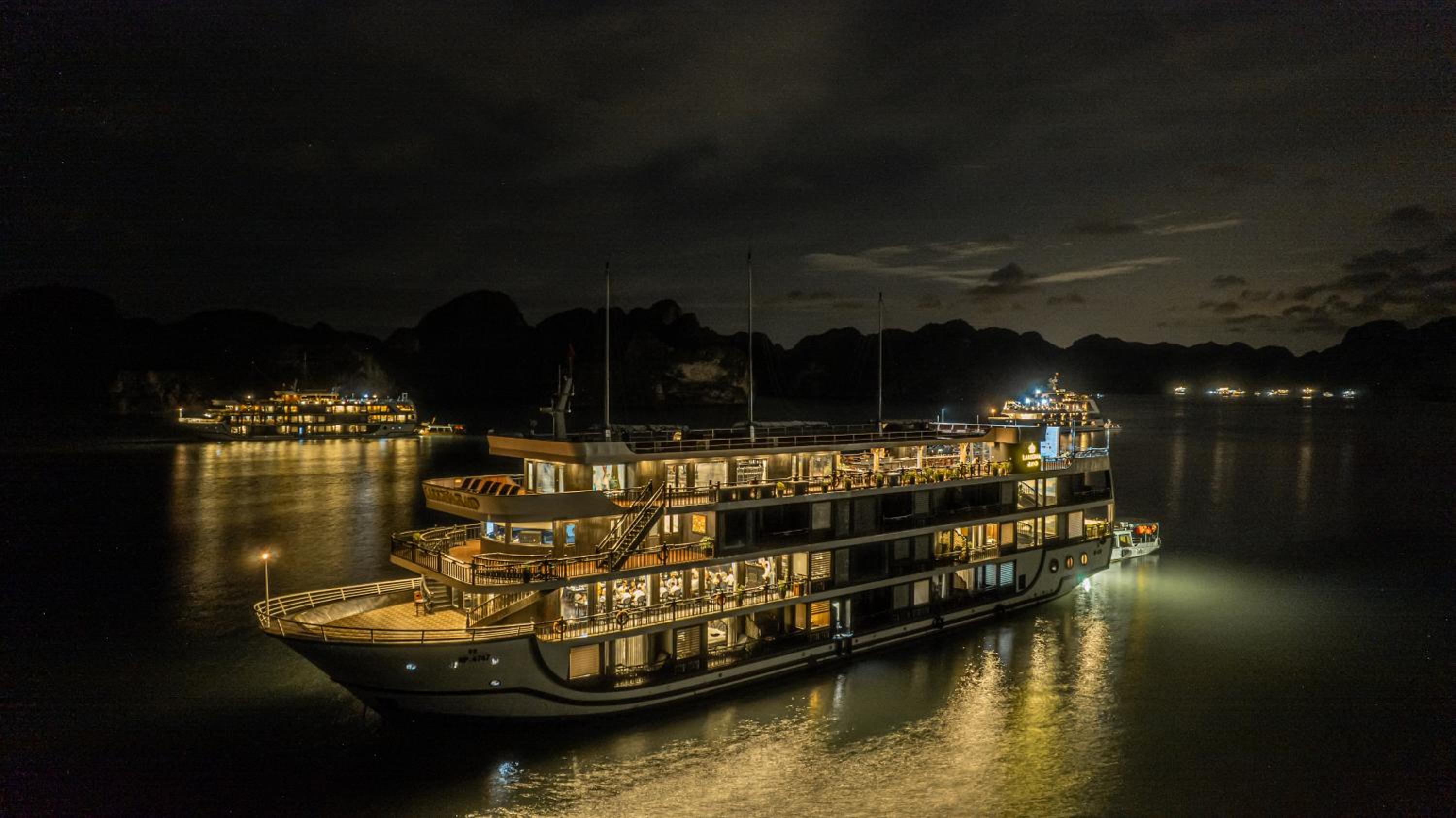 La Regina Grand Cruise