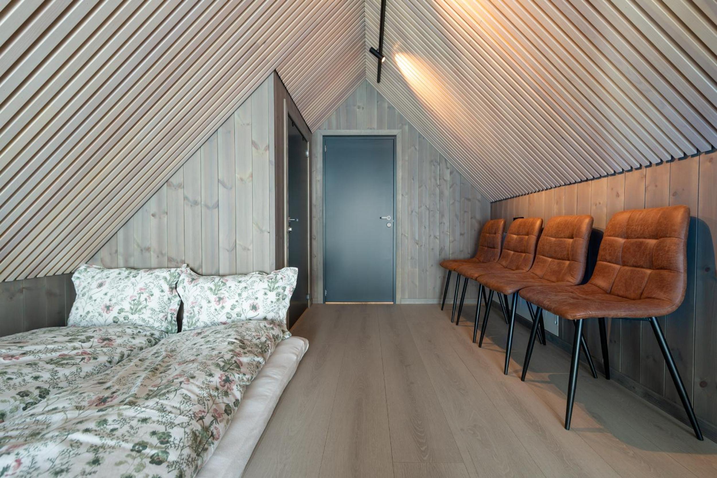 CornerView Apartment Henningsvær