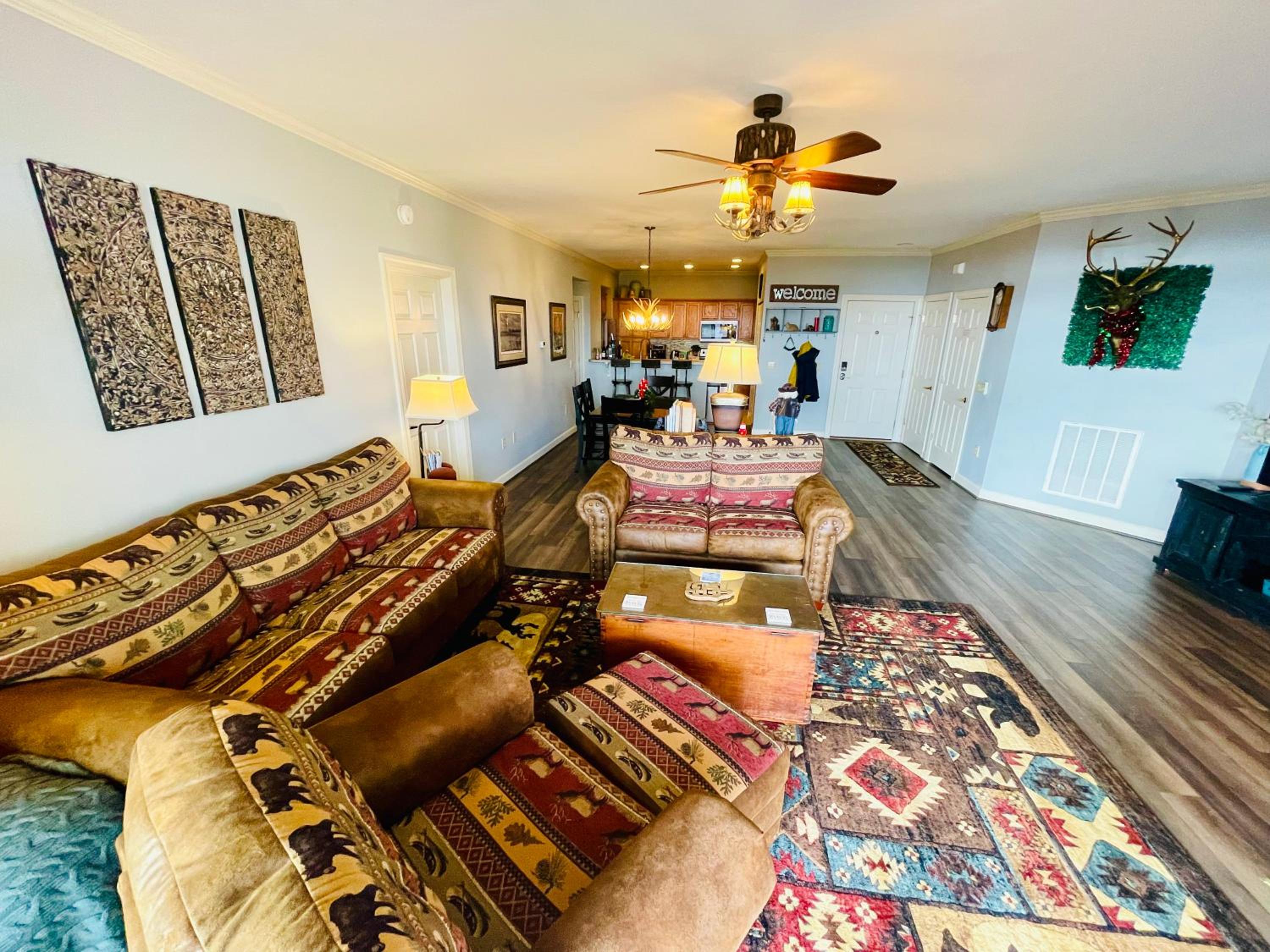 Sugar Mountain Cabin, 2bd2bth, Steps to Slopes! view 5