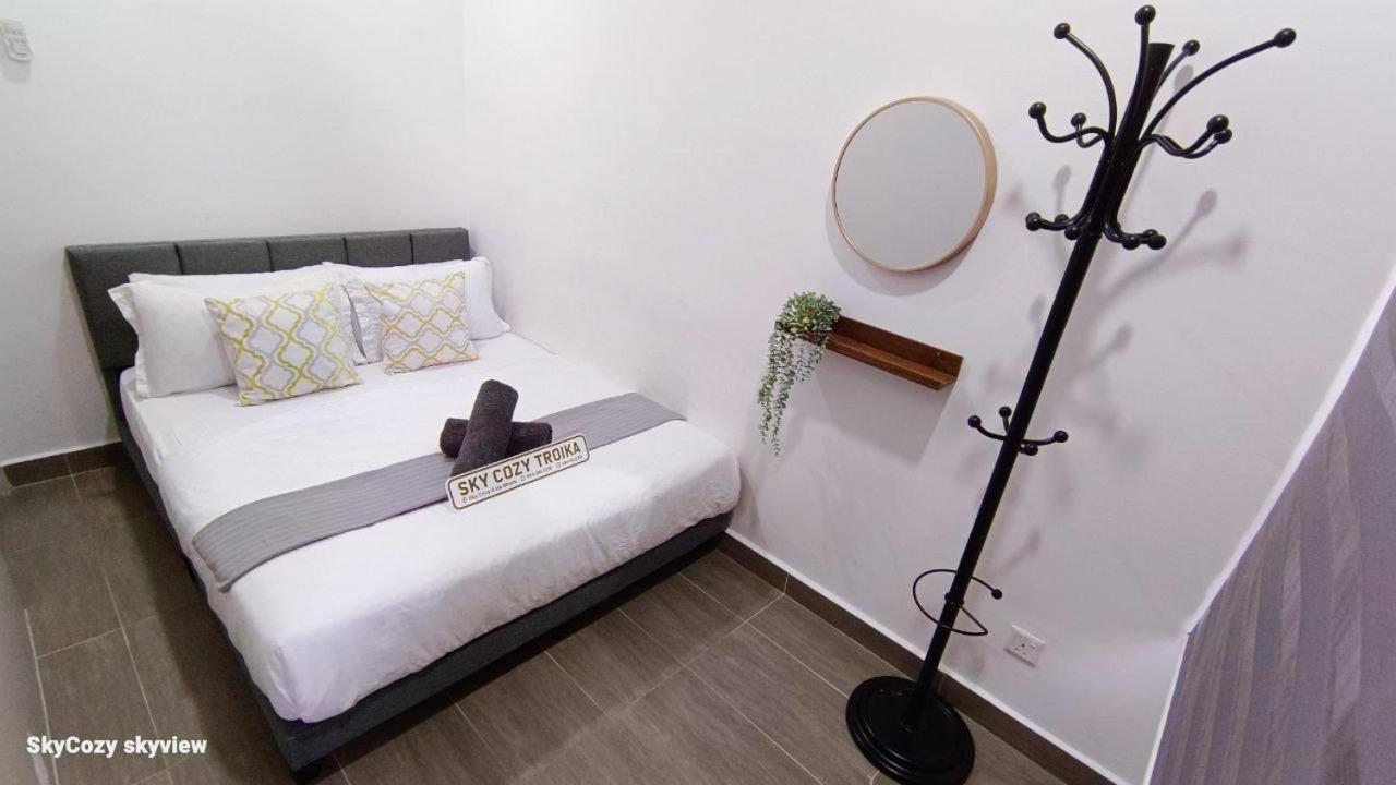 SKY COZY TROIKA RESIDENCE, 1 BEDROOM 4-6 PAX, 2 BEDROOMS 6-8 PAX, POOL VEW, SKY & CITY VIEW, Free Parking, Pool, Unlimited Wifi photo 8