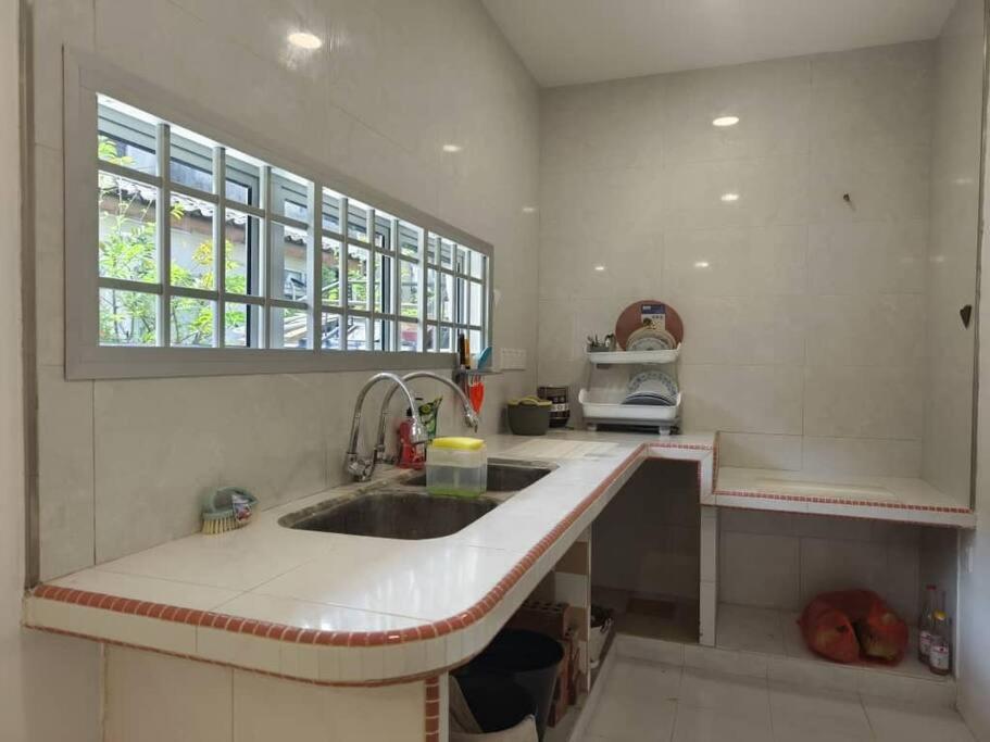 Whole House HomeStay Alor Setar Derga Jaya 10 mins to Aman Central photo 8