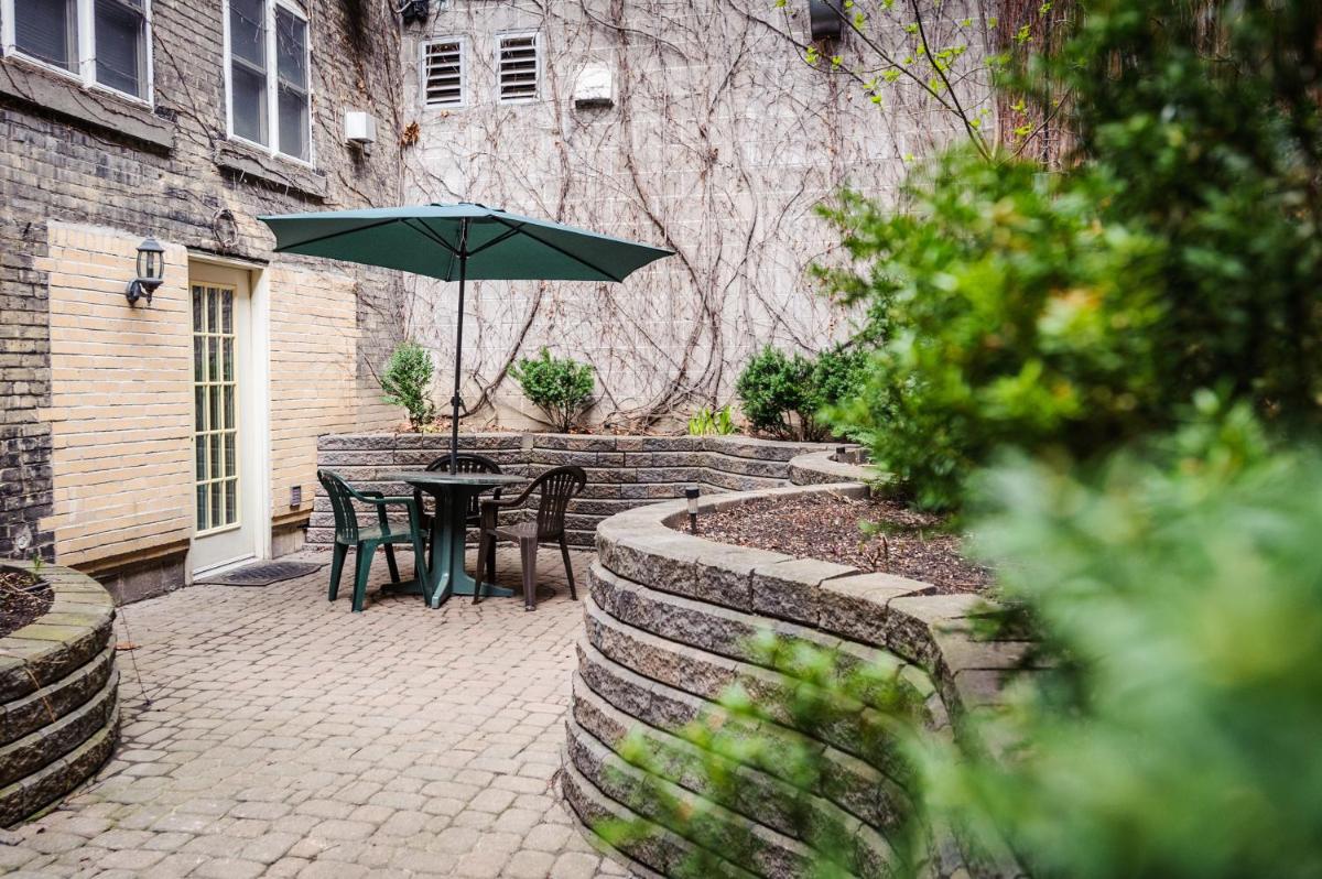 outdoor BBQ area