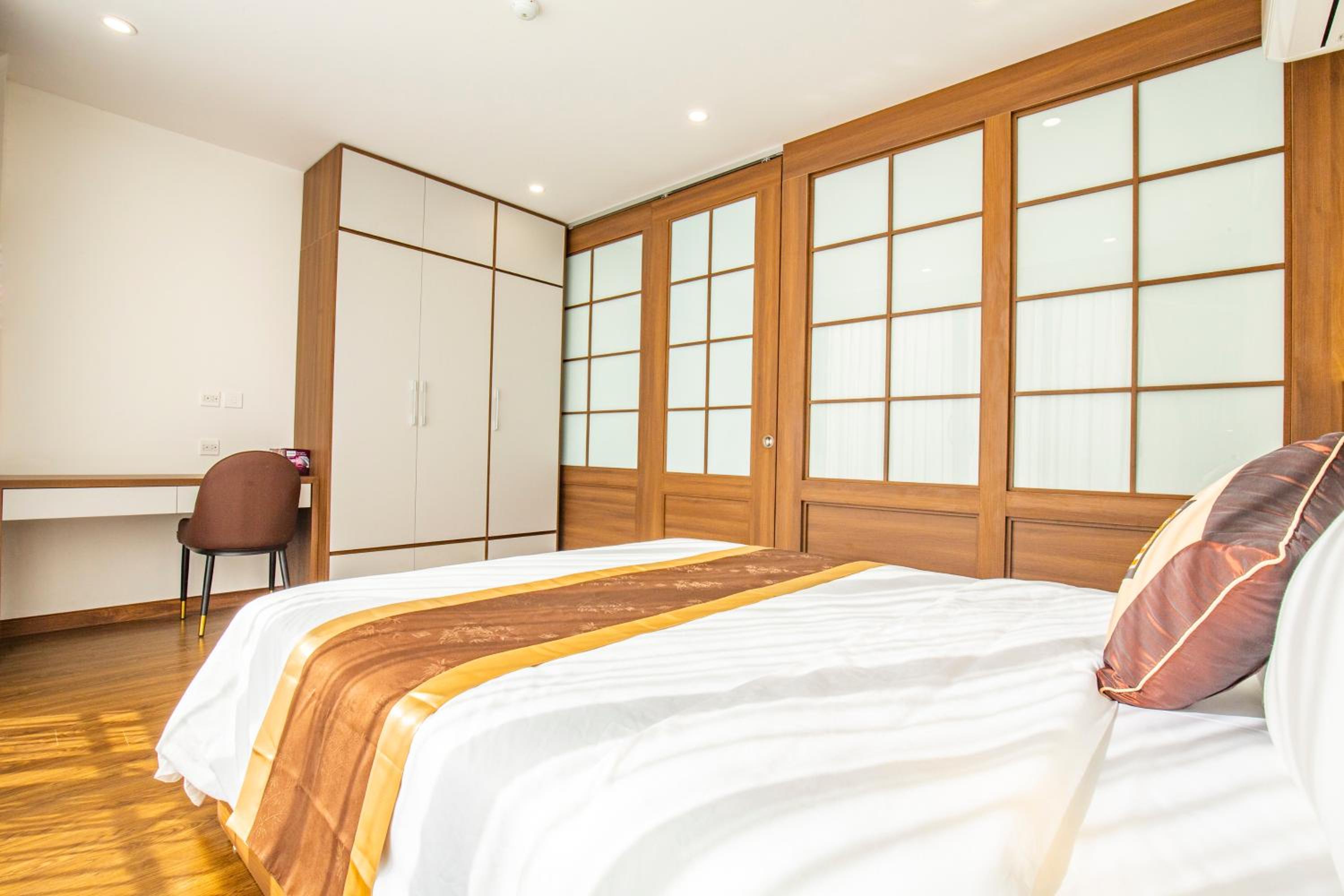 Sumitomo 15 Apartment-No 27 lane 39 Linh Lang street