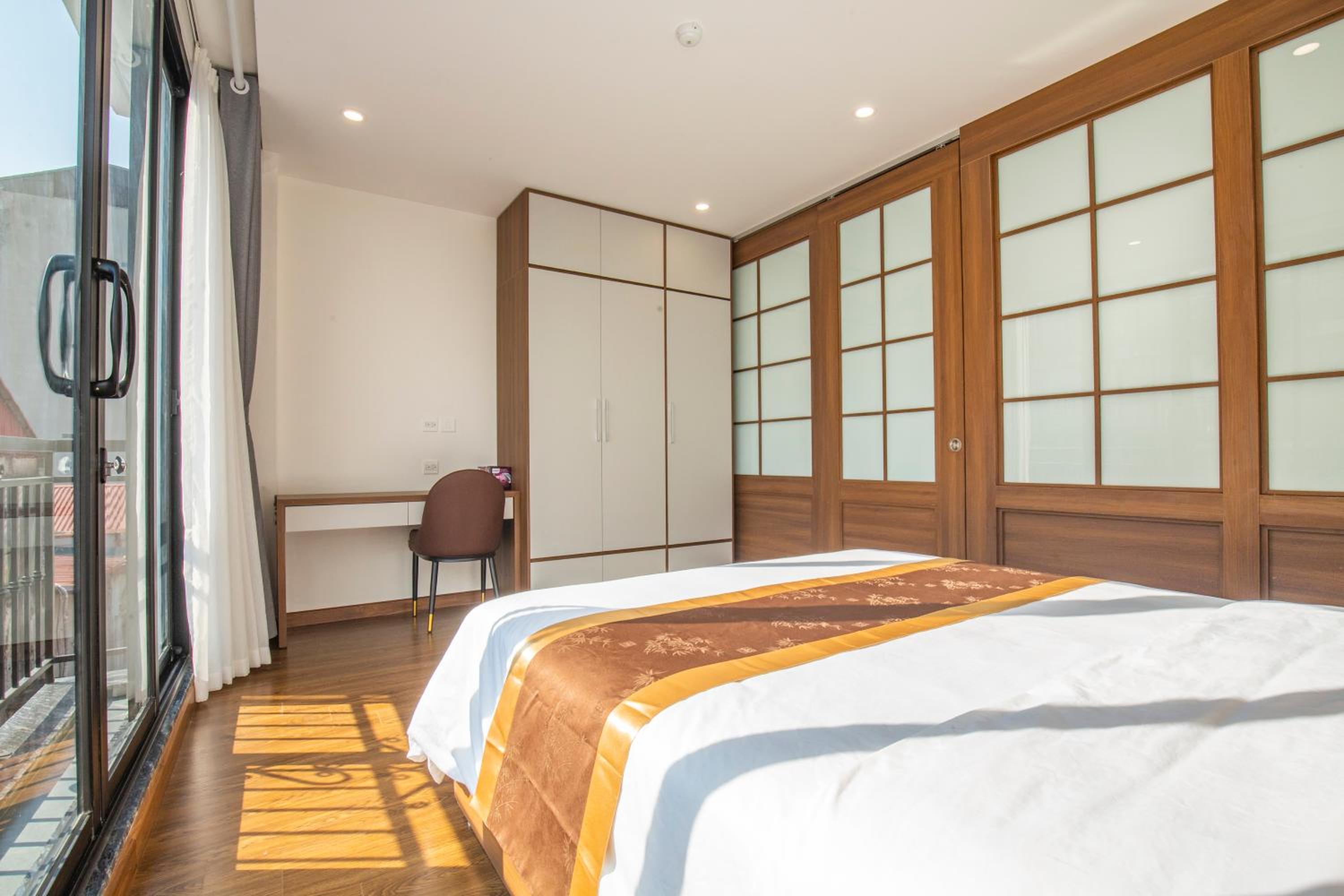 Sumitomo 15 Apartment-No 27 lane 39 Linh Lang street