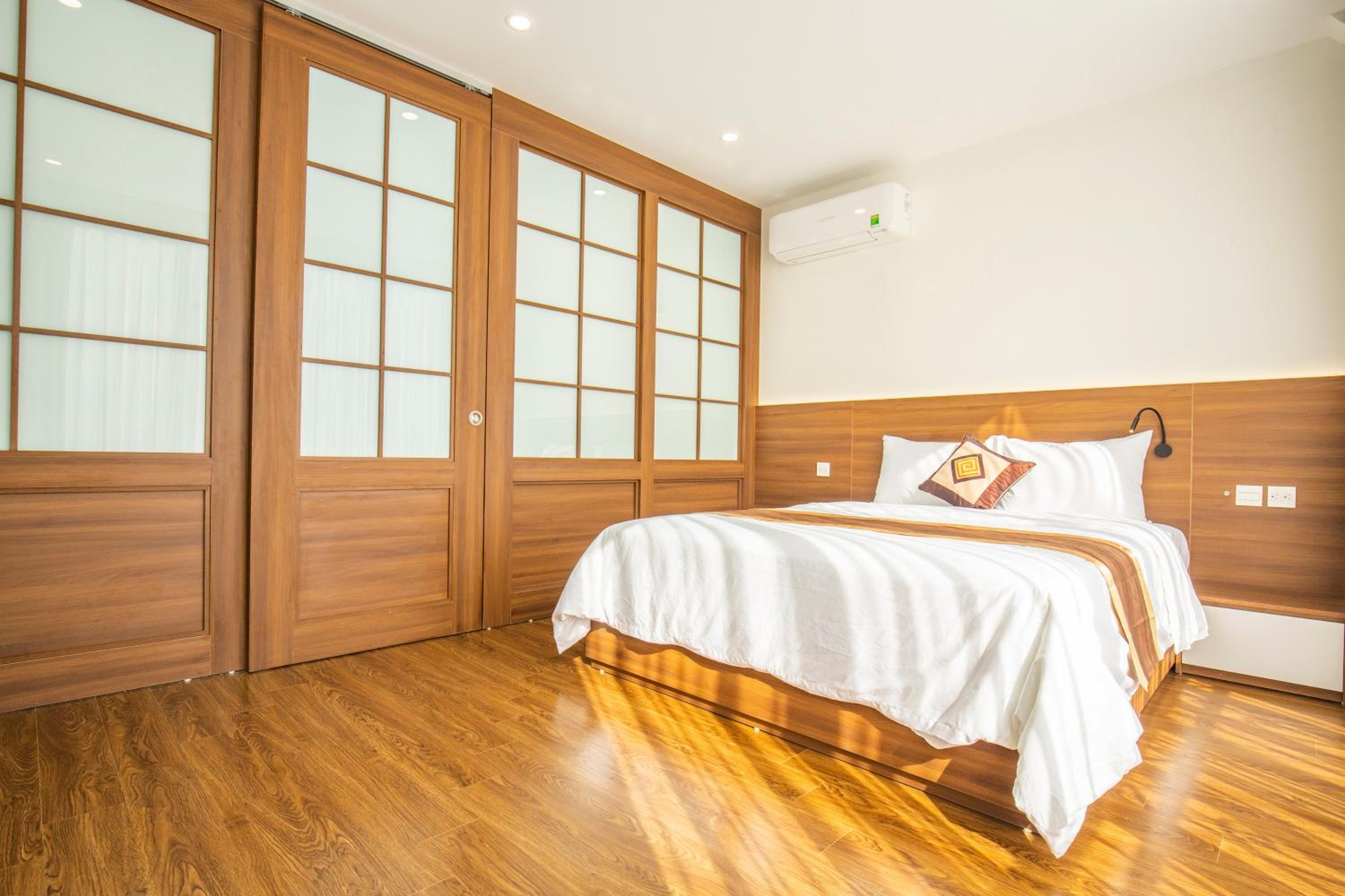 Sumitomo 15 Apartment-No 27 lane 39 Linh Lang street