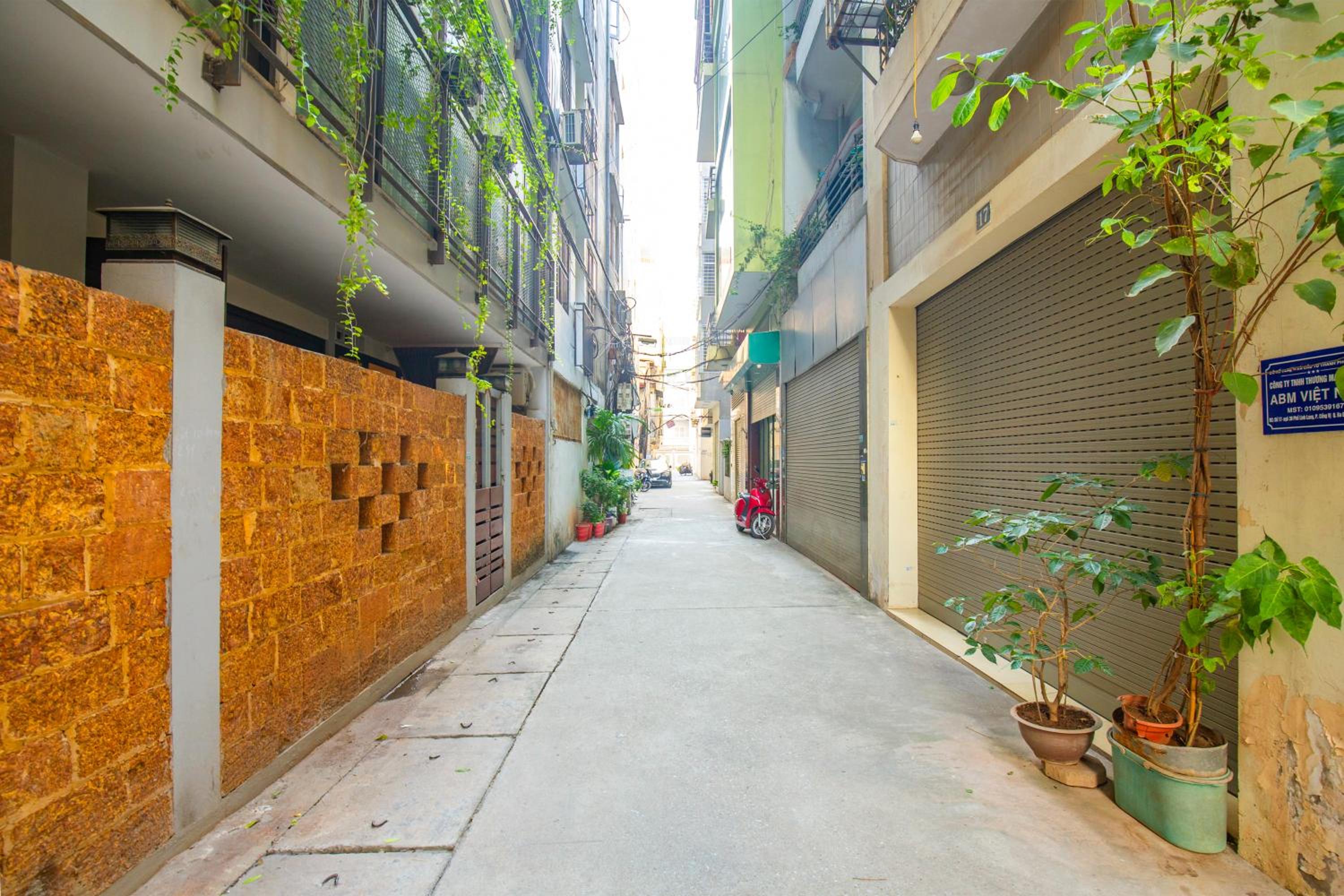 Sumitomo 15 Apartment-No 27 lane 39 Linh Lang street