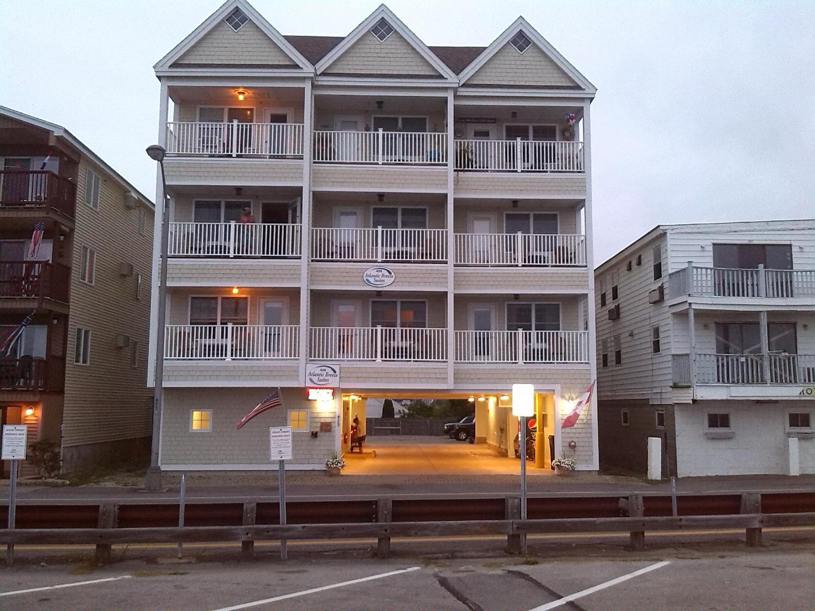 Atlantic Breeze Suites - Property Image 79