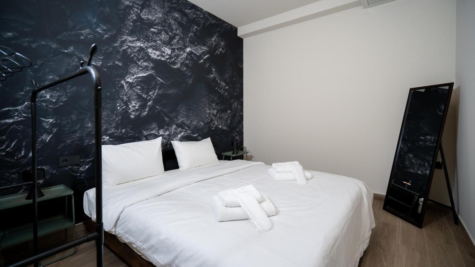 Meteora Smart Suites