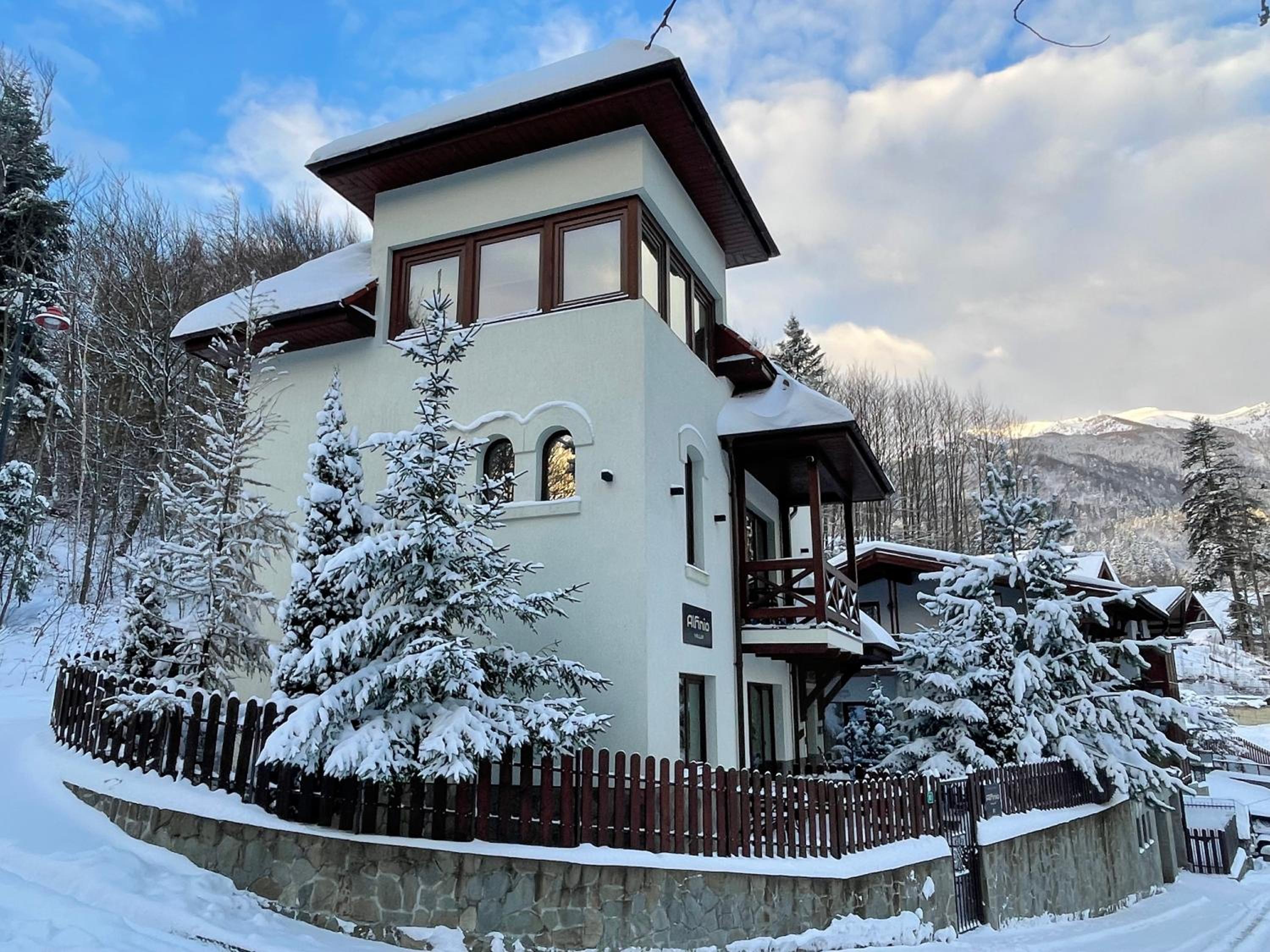 Alfinio Villa view 2