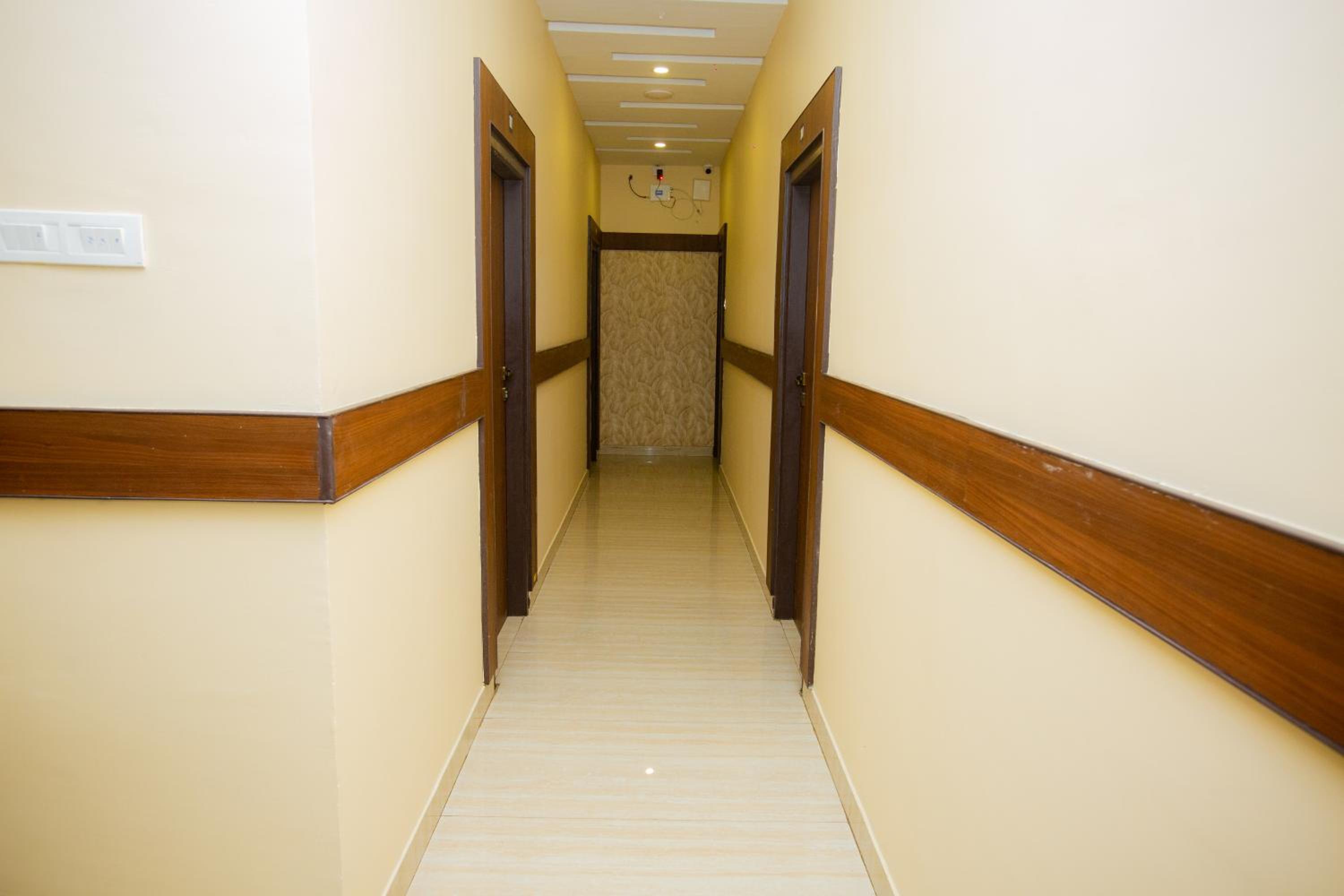 THE PARK AVENUE HOTEL - Business Class Hotel Near Central Railway Station Chennai Periyamet