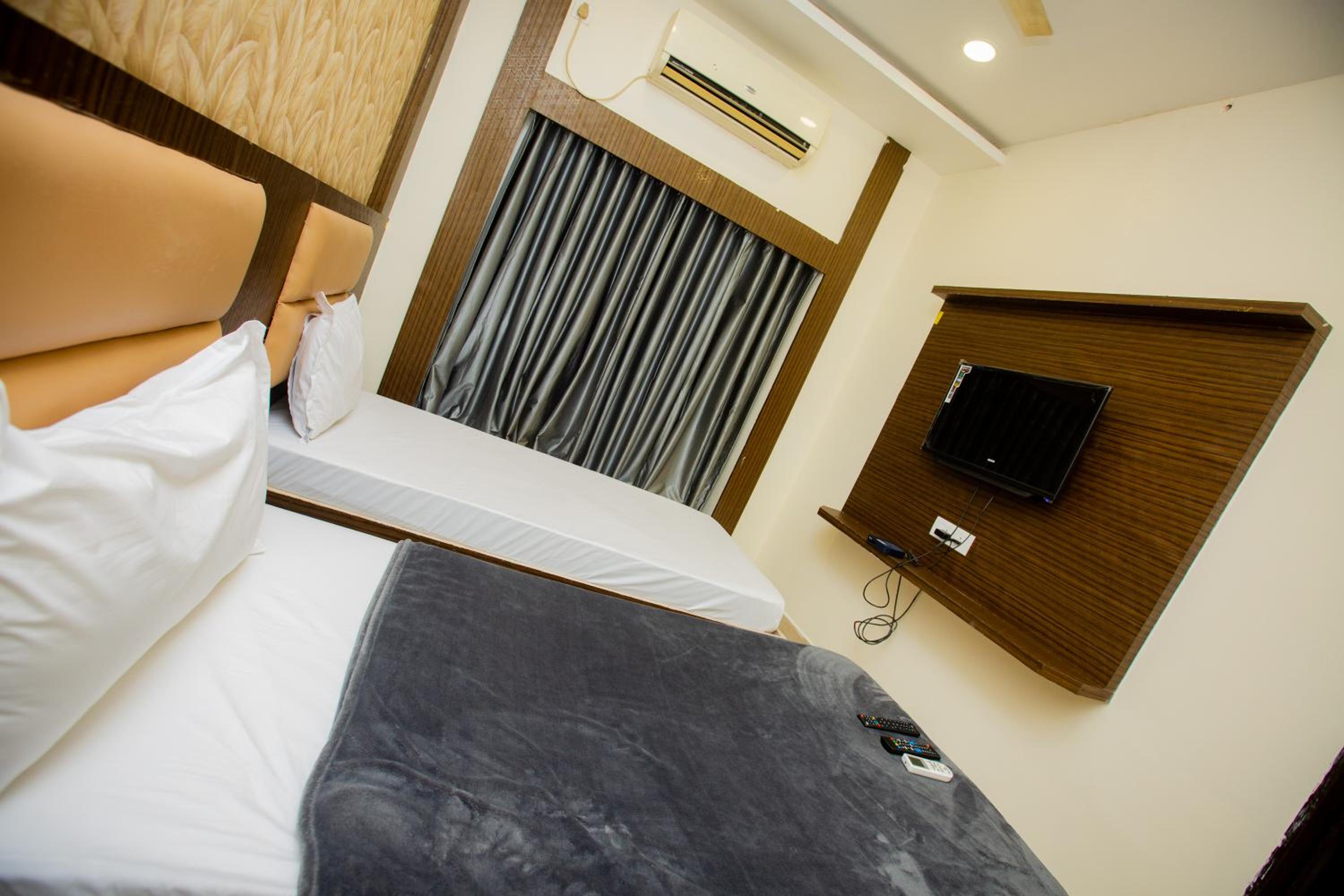 THE PARK AVENUE HOTEL - Business Class Hotel Near Central Railway Station Chennai Periyamet