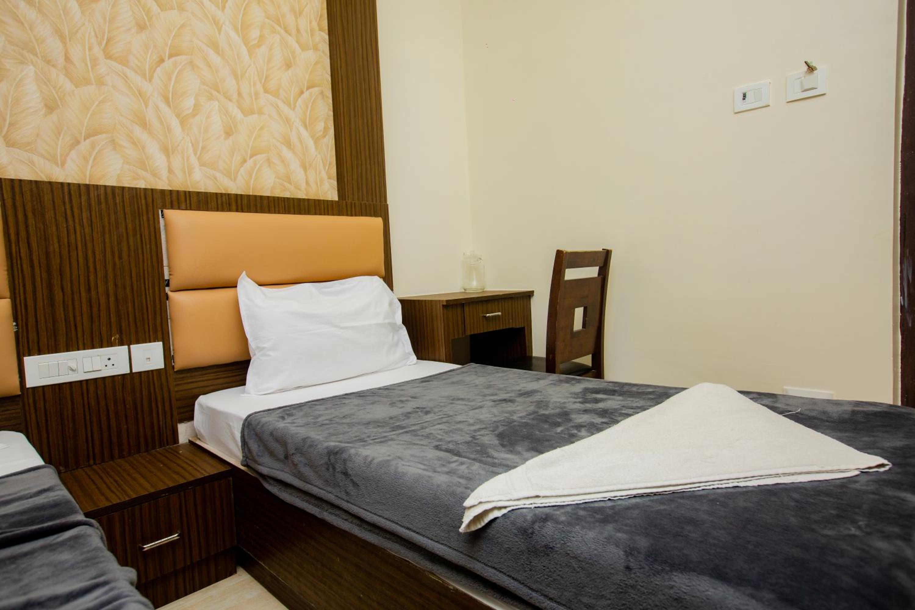 THE PARK AVENUE HOTEL - Business Class Hotel Near Central Railway Station Chennai Periyamet