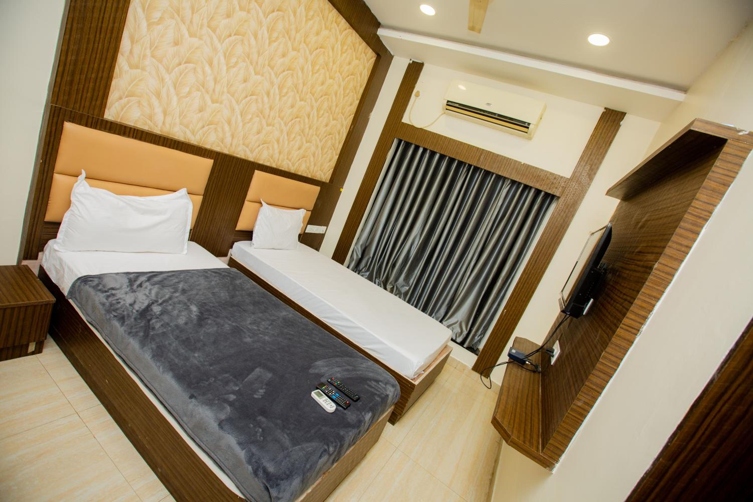 THE PARK AVENUE HOTEL - Business Class Hotel Near Central Railway Station Chennai Periyamet
