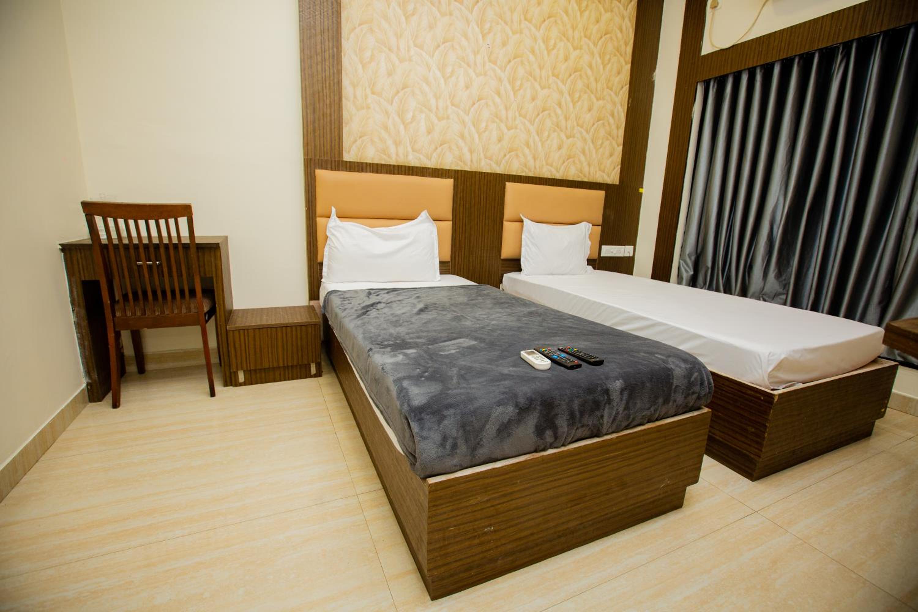 THE PARK AVENUE HOTEL - Business Class Hotel Near Central Railway Station Chennai Periyamet