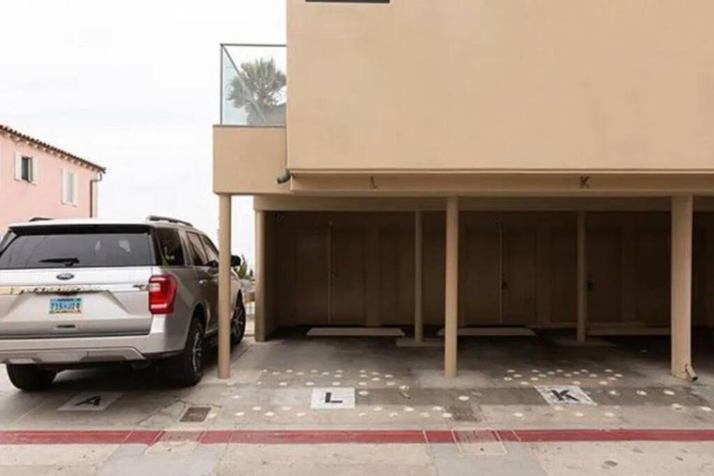SurfRider Mission Condo view 5