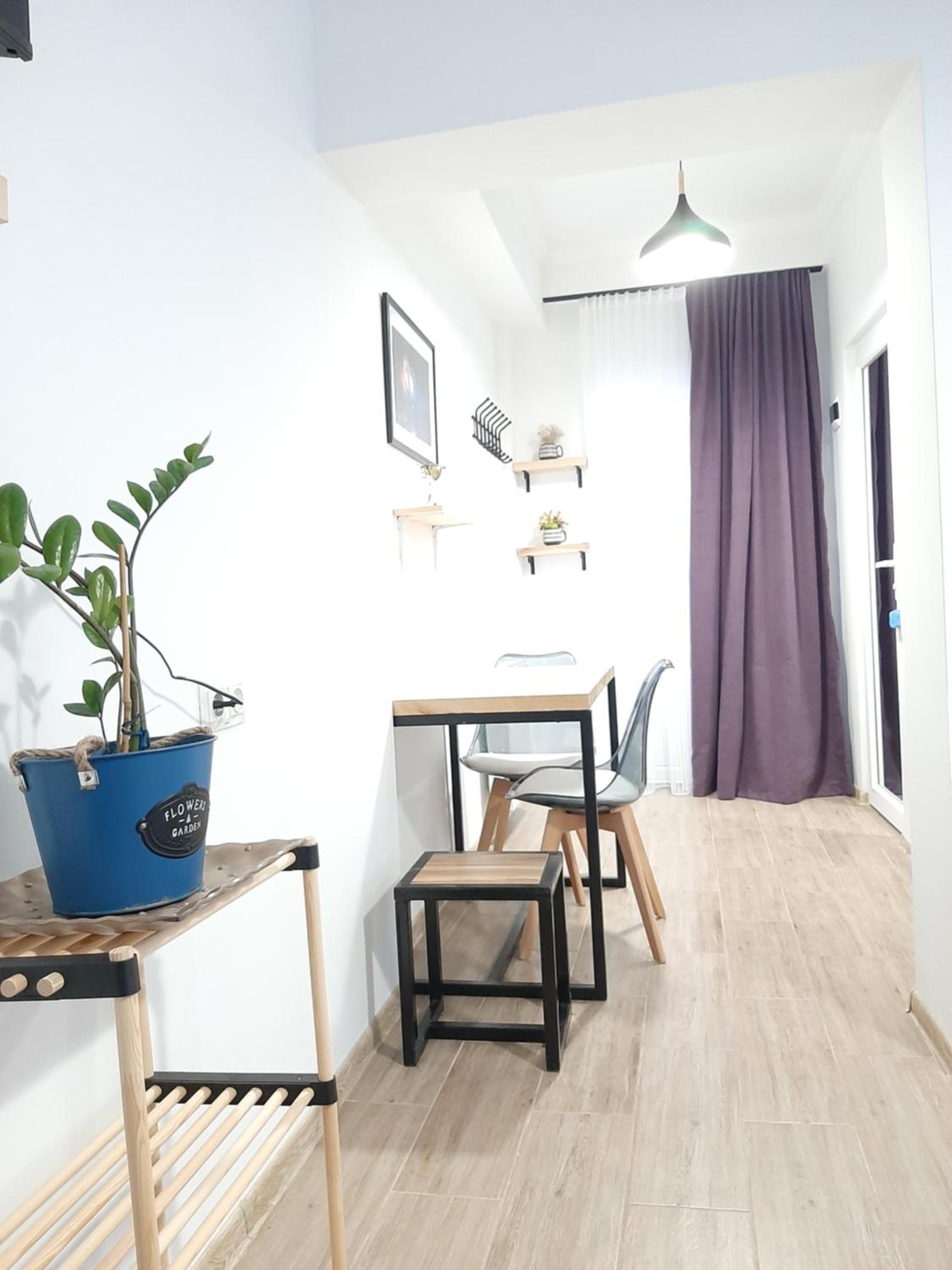 Style Apartment with Courtyard