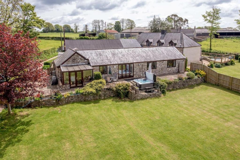 Holgates Cottage Countryside Retreat