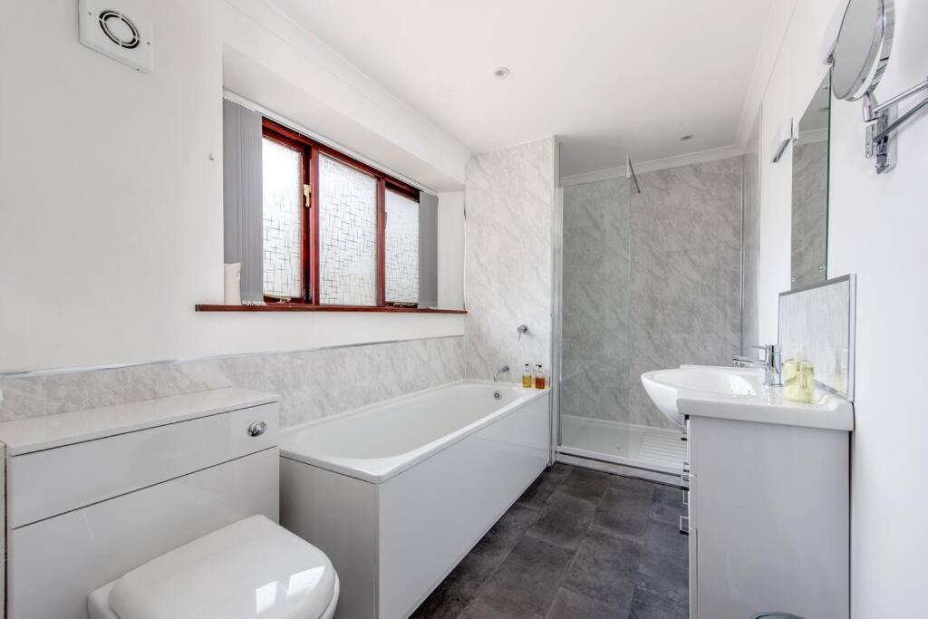 Holgates Cottage Countryside Retreat
