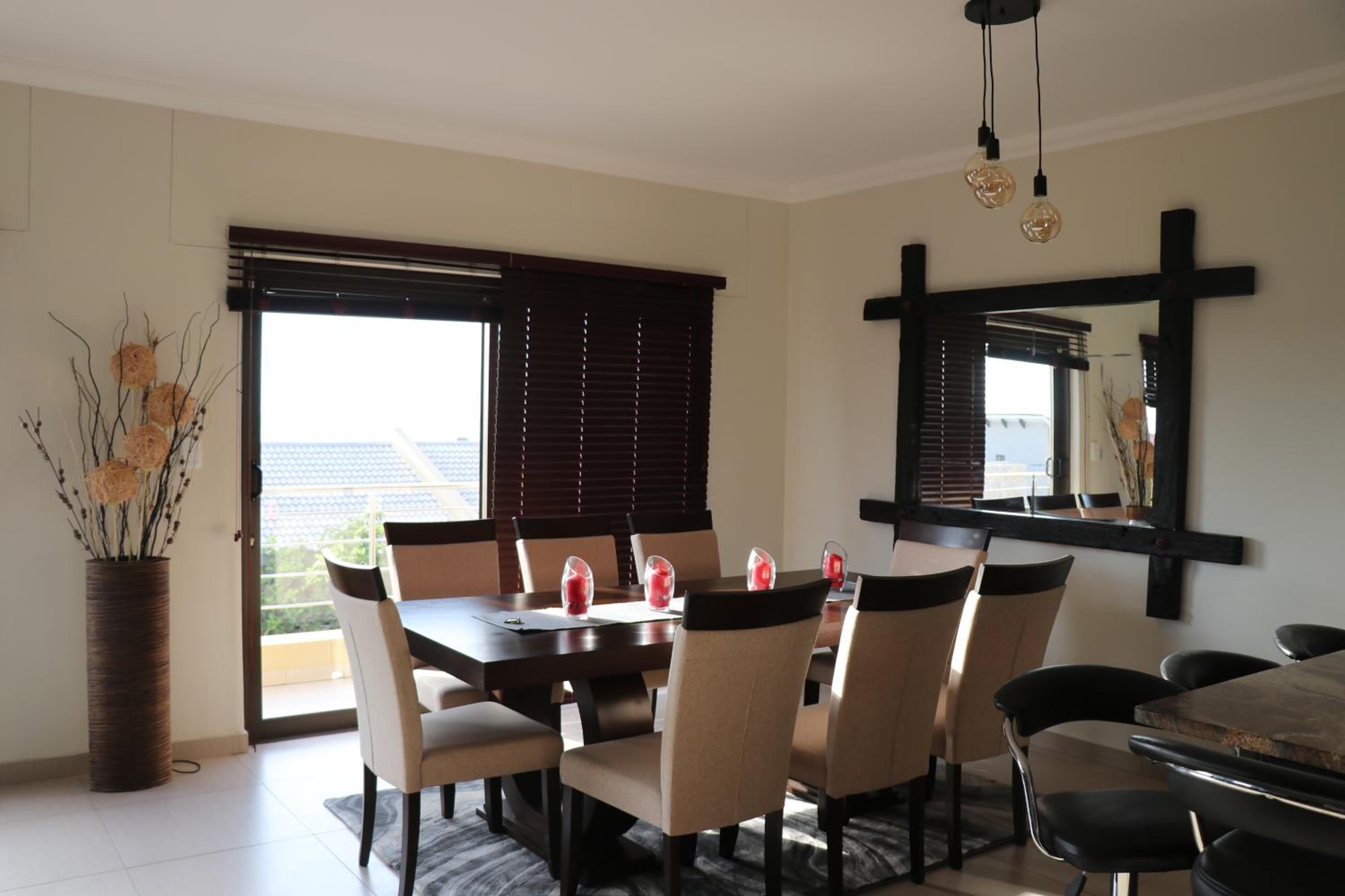 Dolphin Beach Self Catering Unit view 4