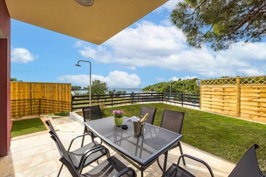 Villa Palma - seaside luxury villa for 6 person! view 5