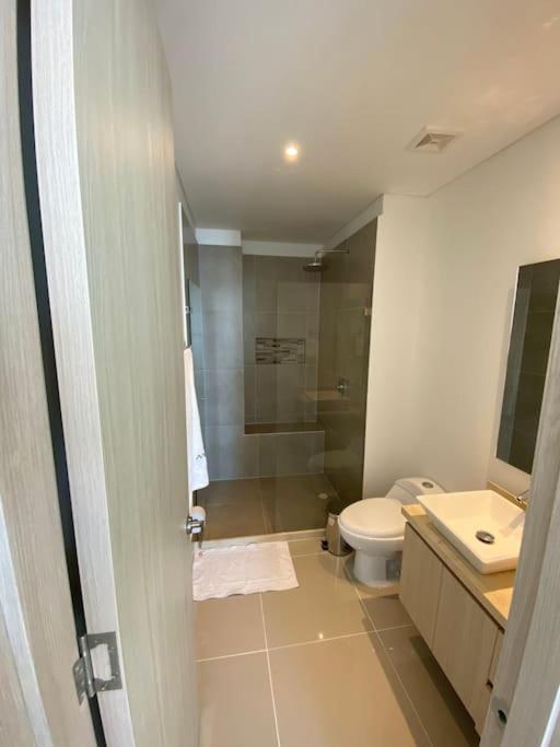 Luxury apartment on 28th floor - Seaview