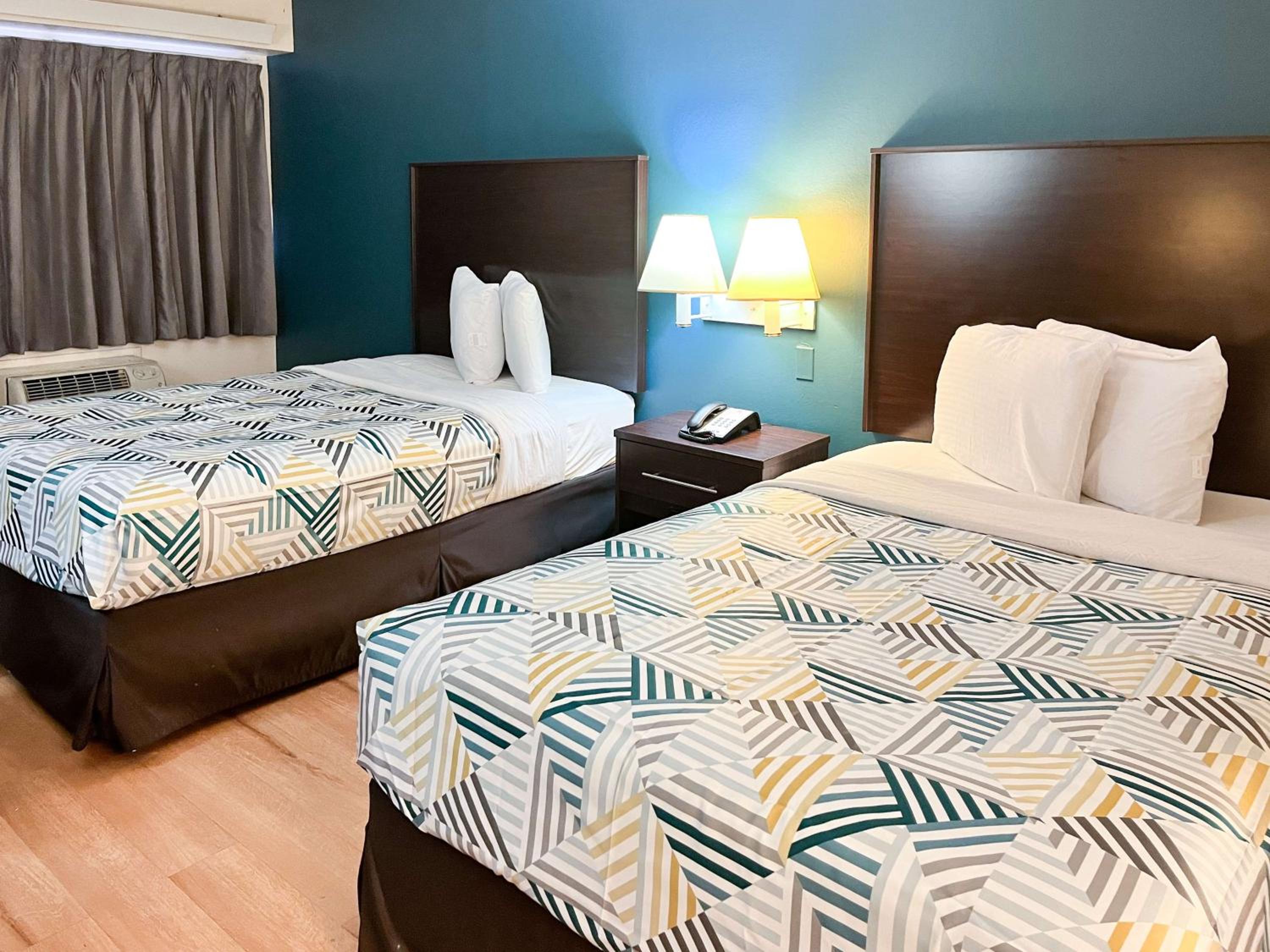 Studio 6 Suites Shreveport, LA Industrial Loop view 2