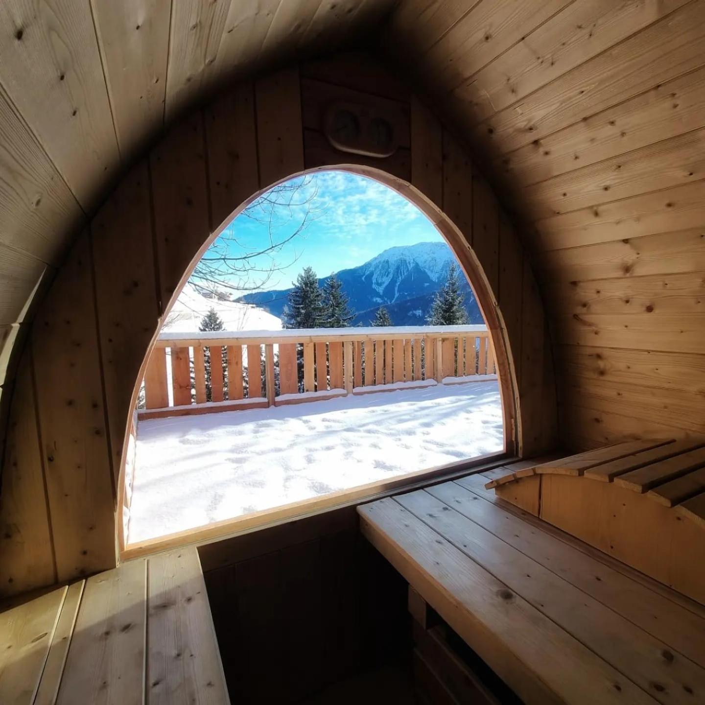 Chalet Laugenblick Alpine Luxury with Hot Tub and Sauna
