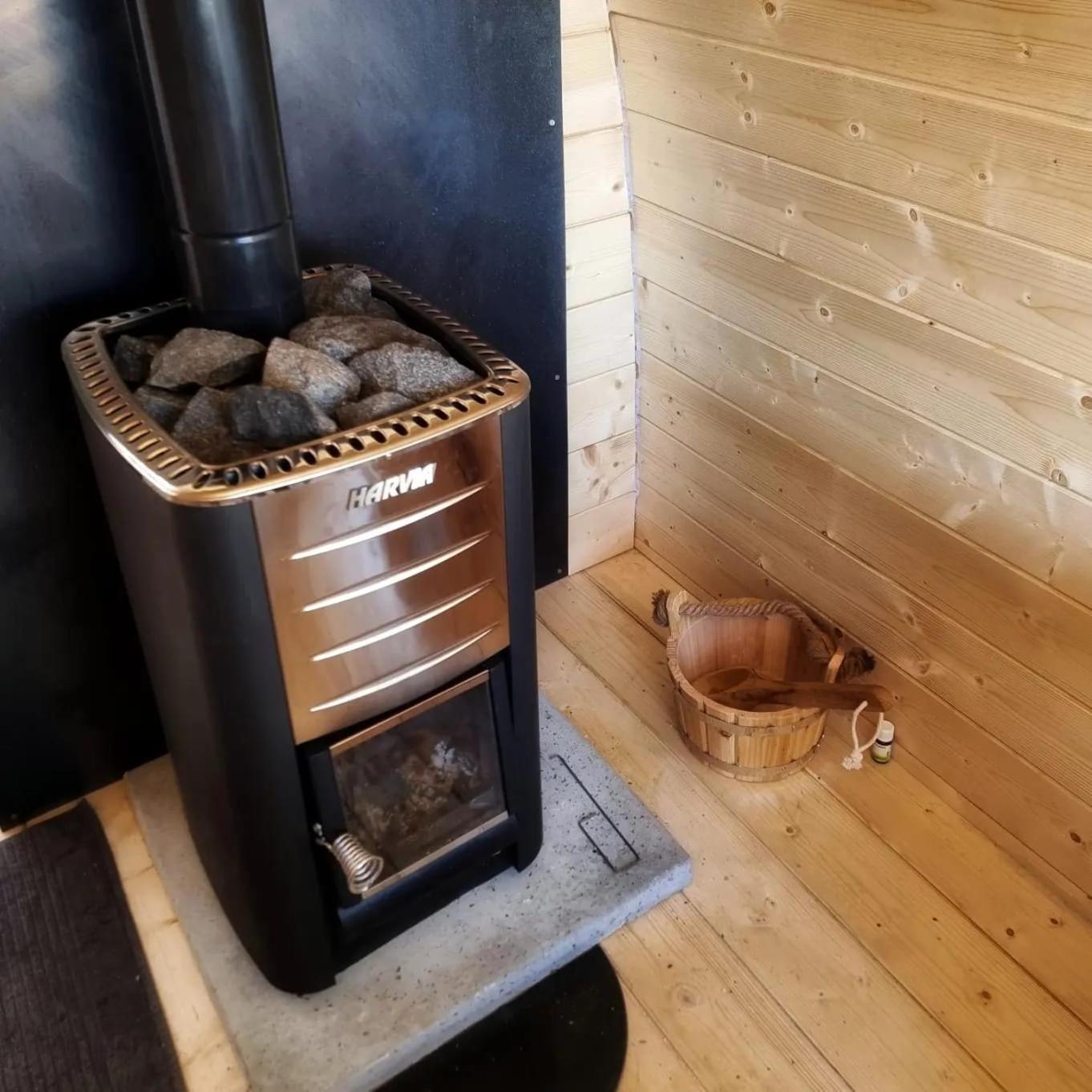 Chalet Laugenblick Alpine Luxury with Hot Tub and Sauna
