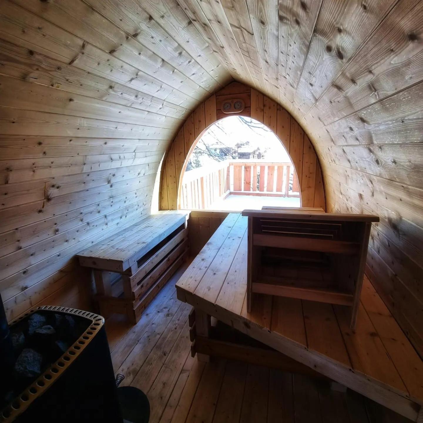Chalet Laugenblick Alpine Luxury with Hot Tub and Sauna