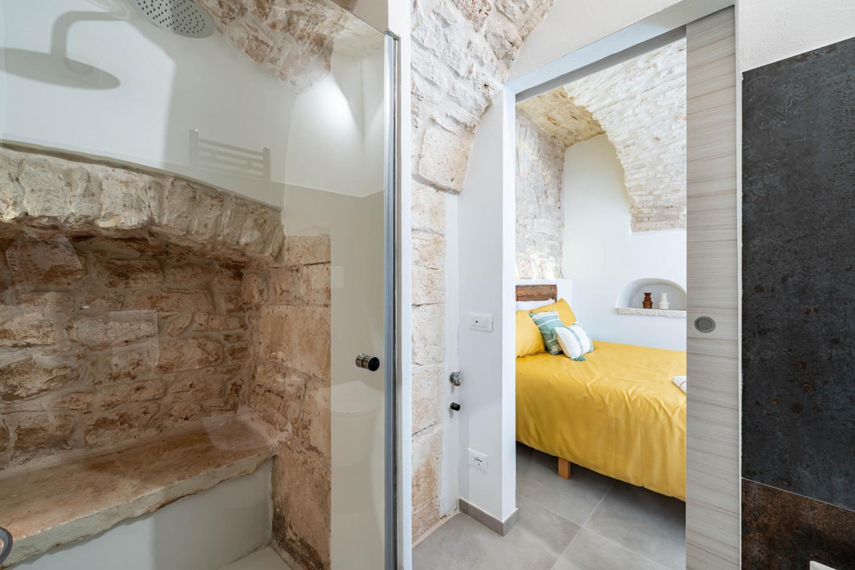 Gattoni Room by Rentbeat