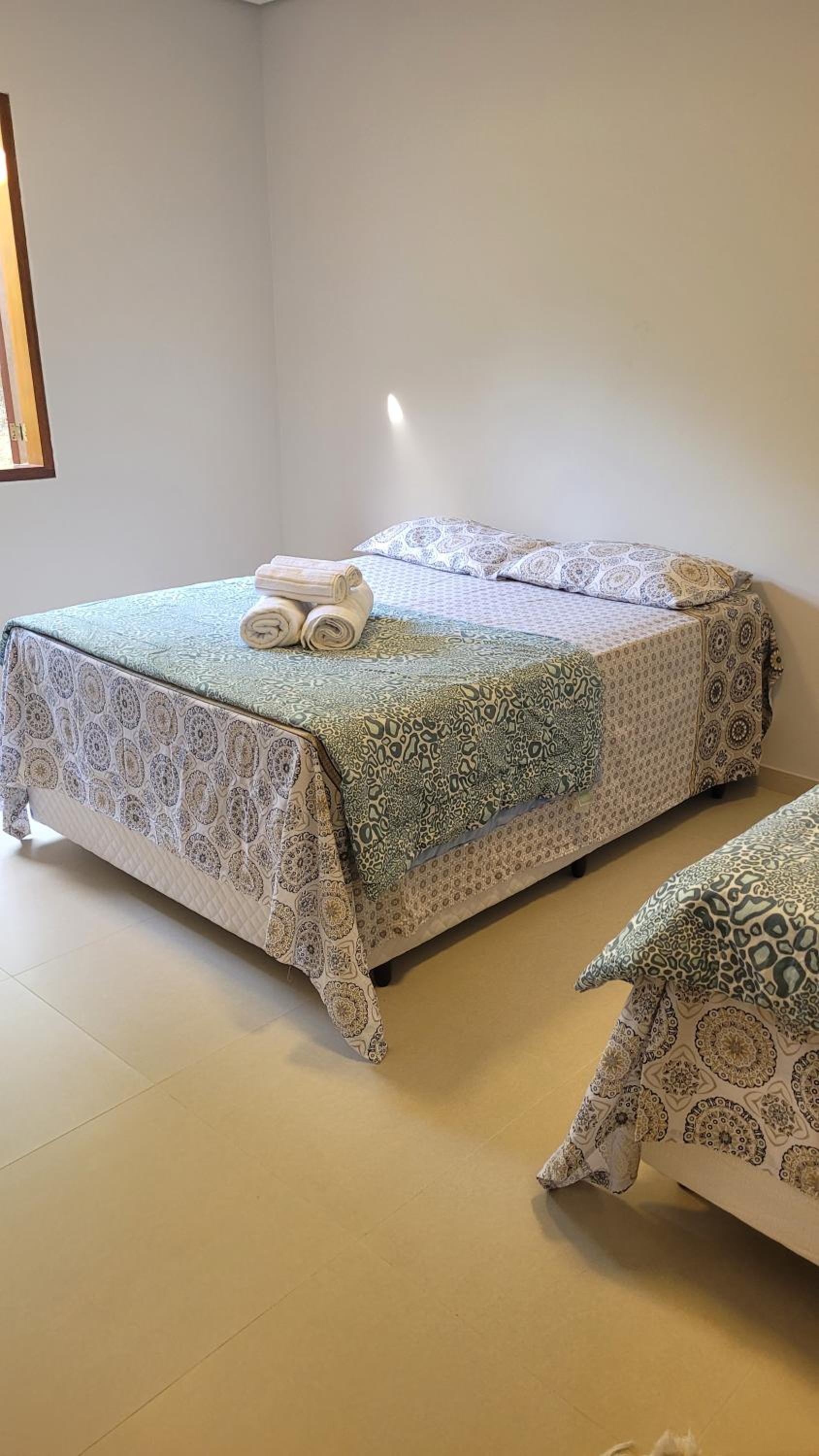 Casa com piscina e churrasqueira!
