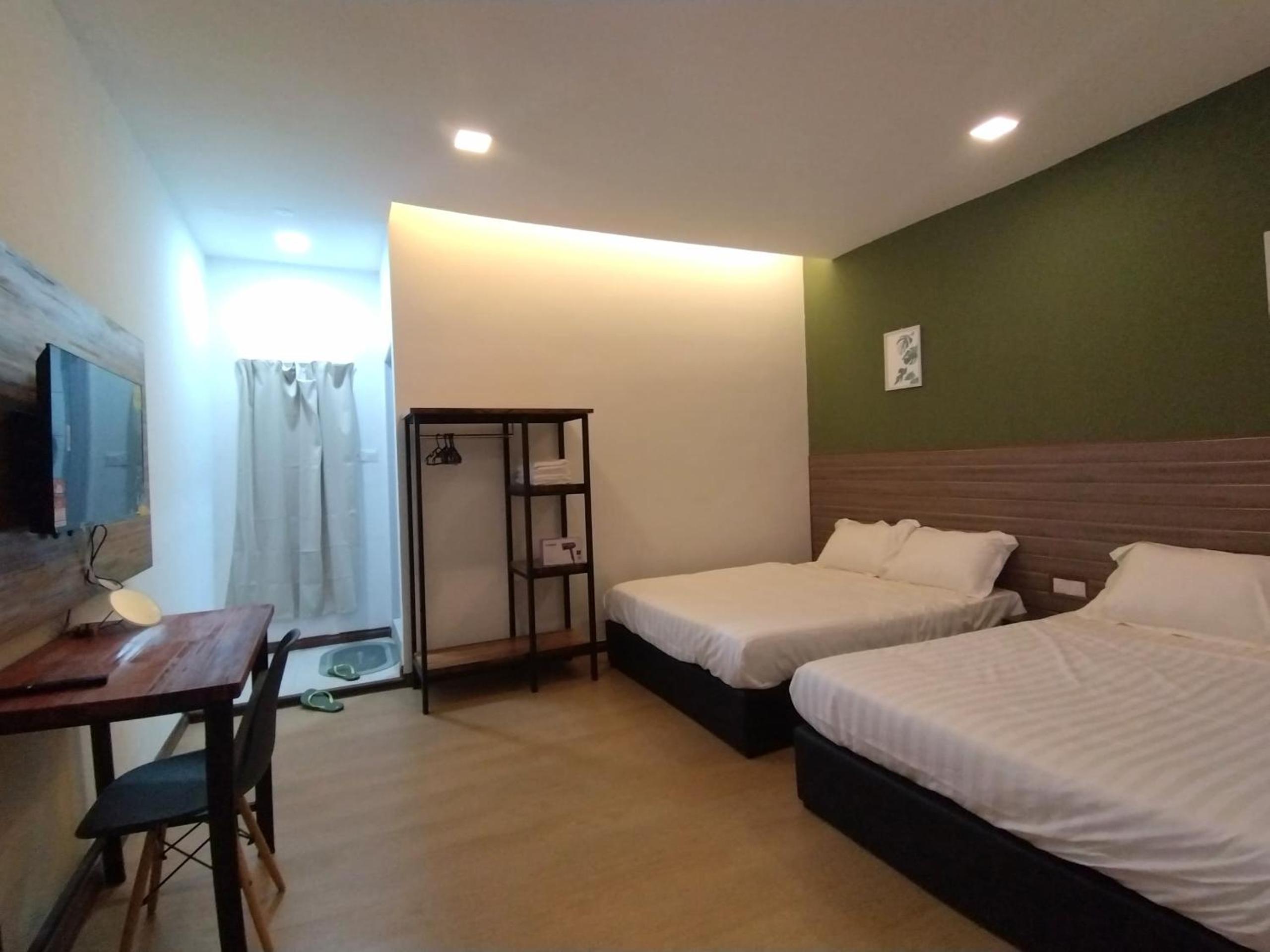 Greenery Studio, Kubot a Sentral