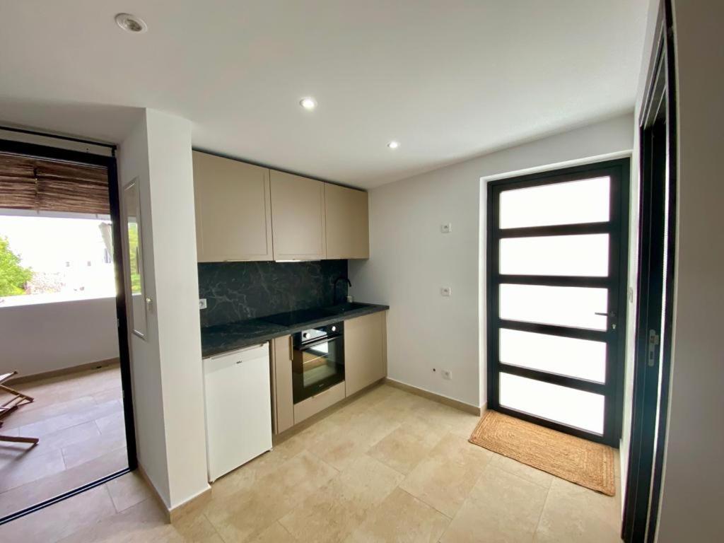 Appartement T1 tout confort view 5