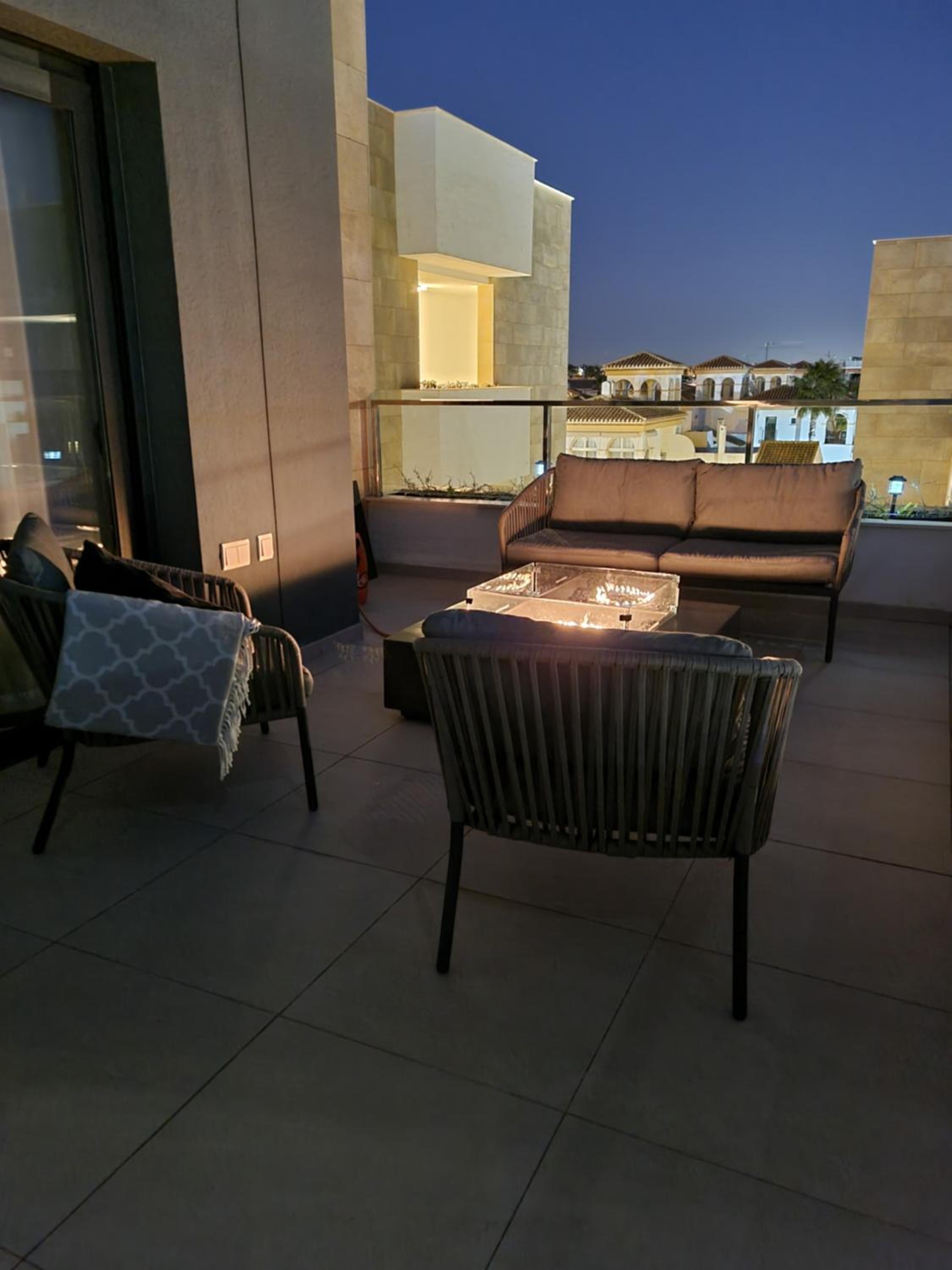 Flamenca Village Penthouse with Private Rooftop and Sea View