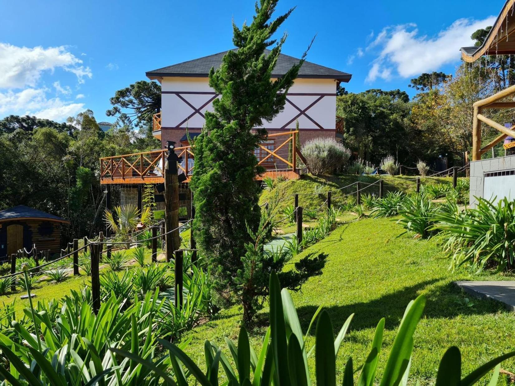 Pousada Chales da Mantiqueira - Campos do Jordão