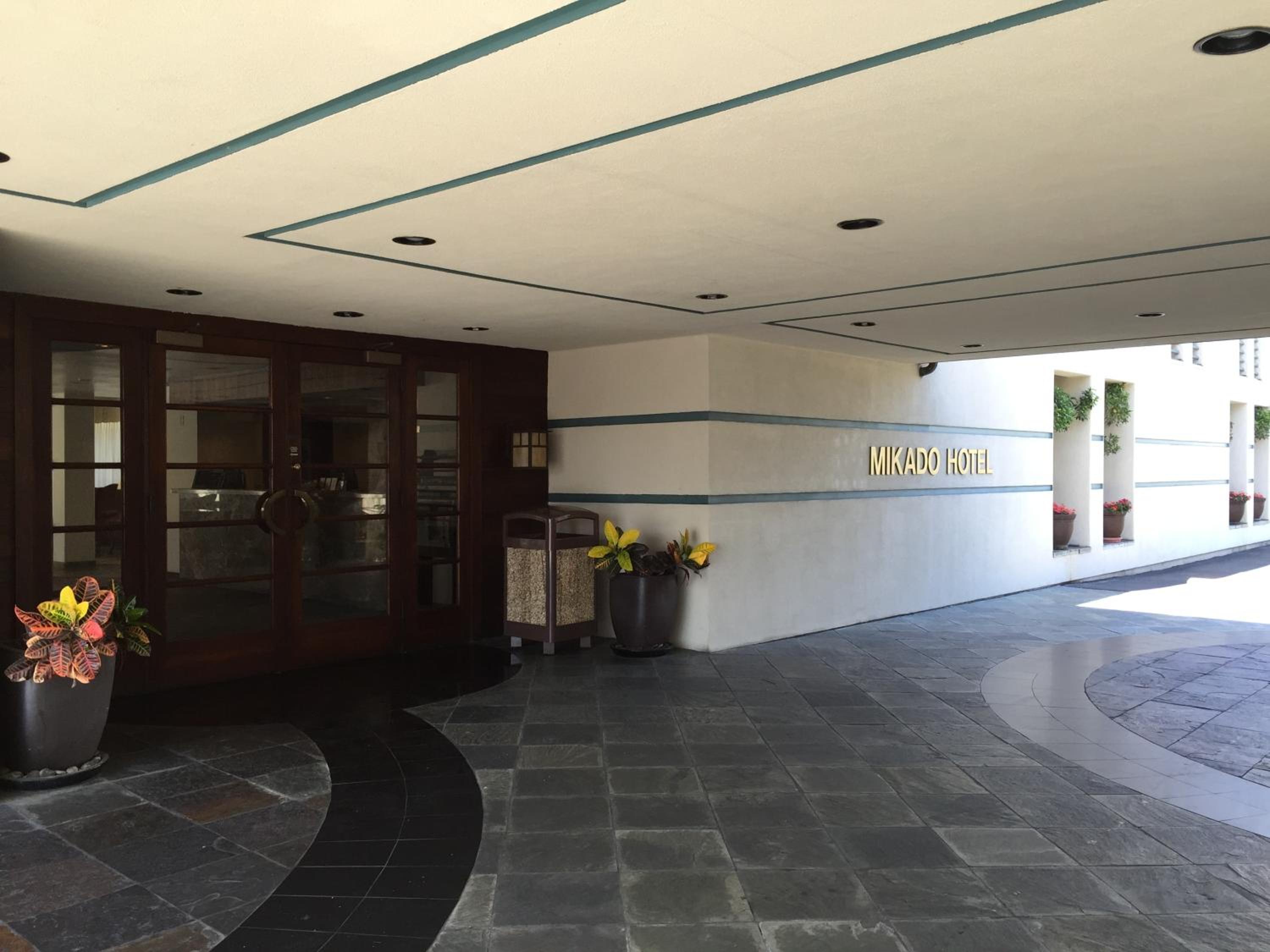 North Hollywood Vacations - Mikado Hotel - Property Image 13