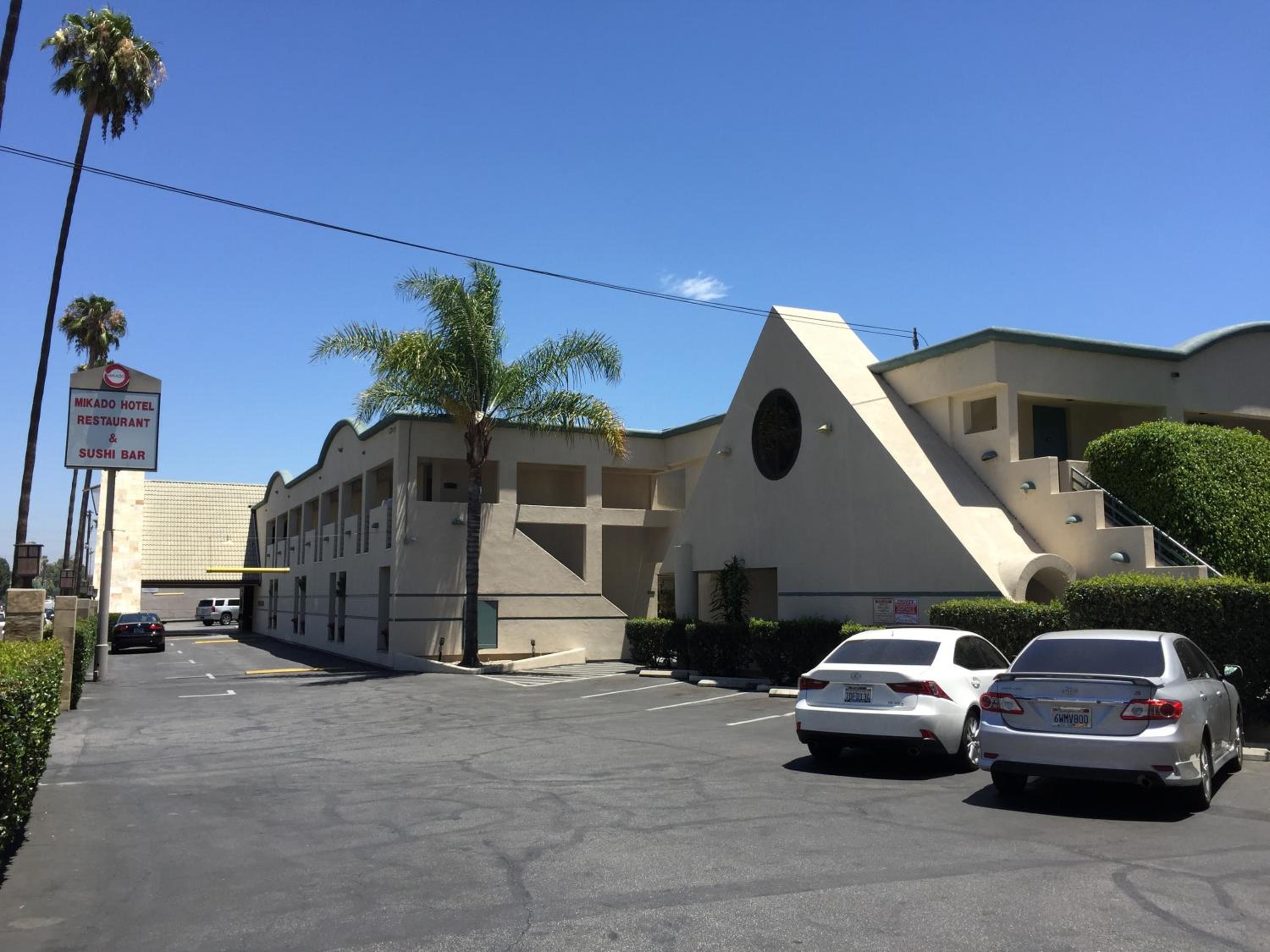 North Hollywood Vacations - Mikado Hotel - Property Image 15