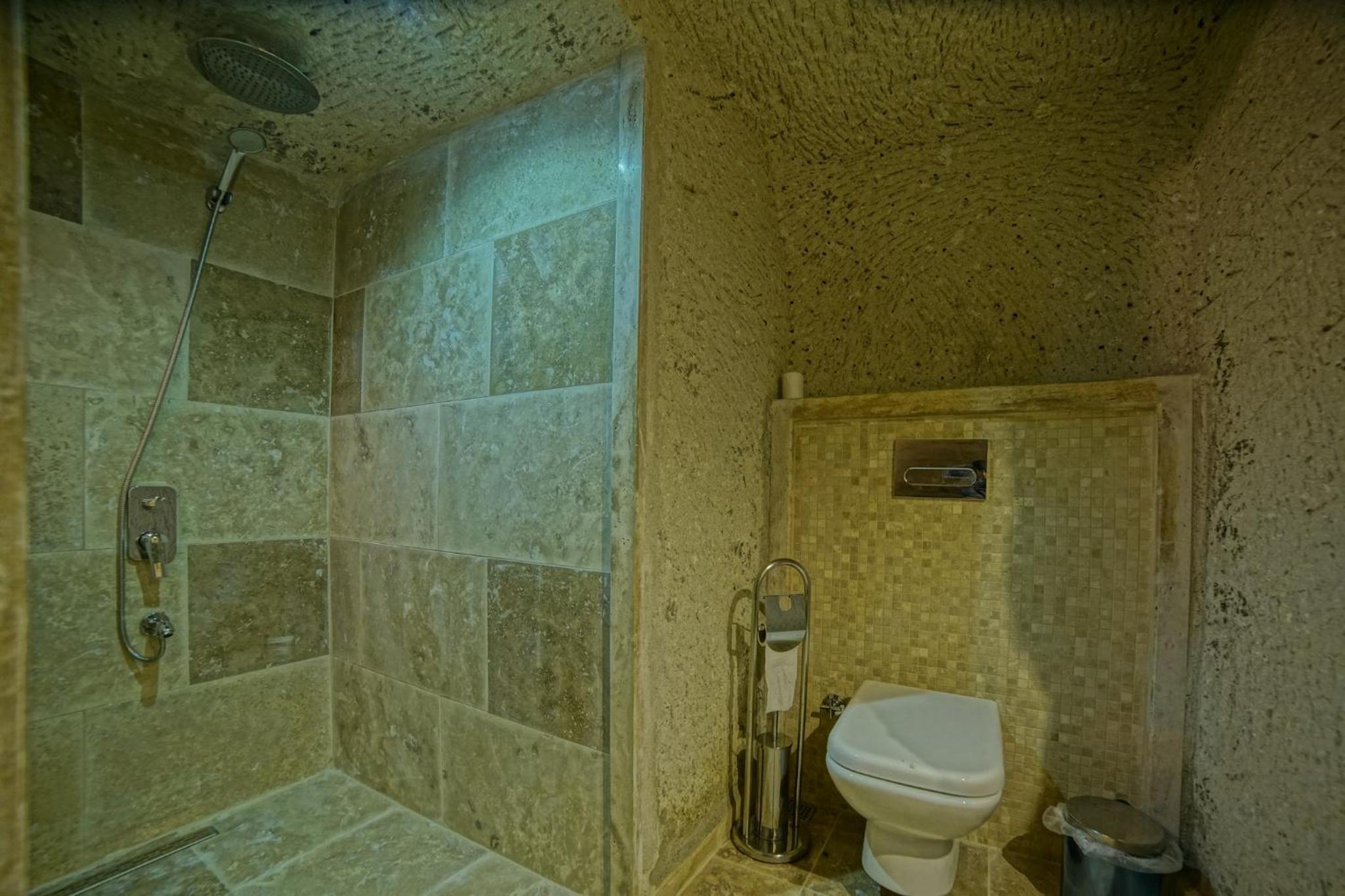 Zeus Cave Suites - Image 72