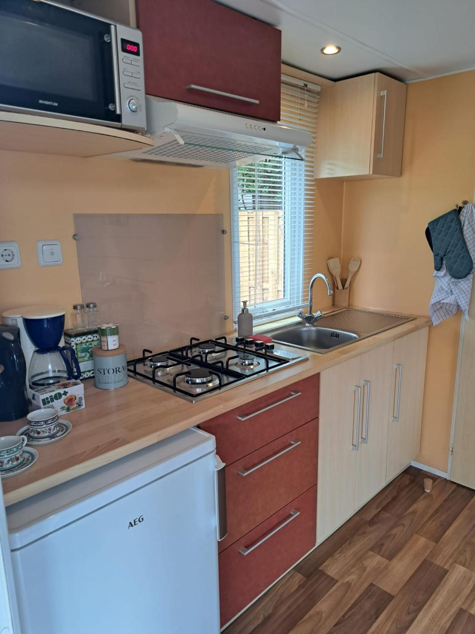 Tiny house