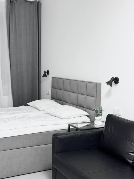 NEW Modern Large Apartment in New Town 3BDR
