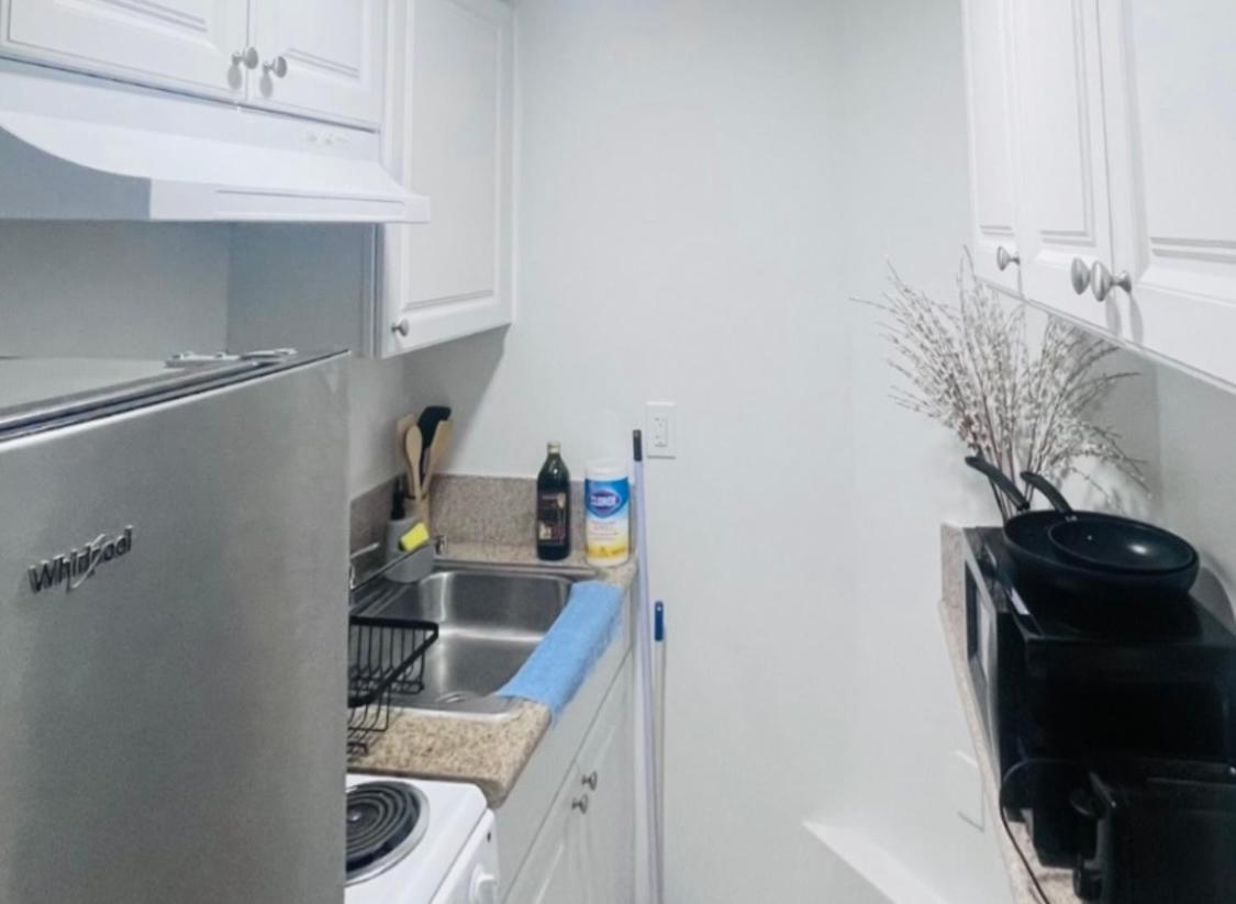 Los Angeles Vacations - Lovely Sherman Oaks Studio - Property Image 15
