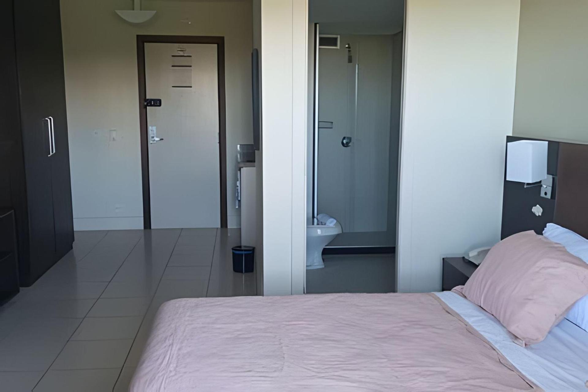 Studio pé na areia, vista, internet e ar