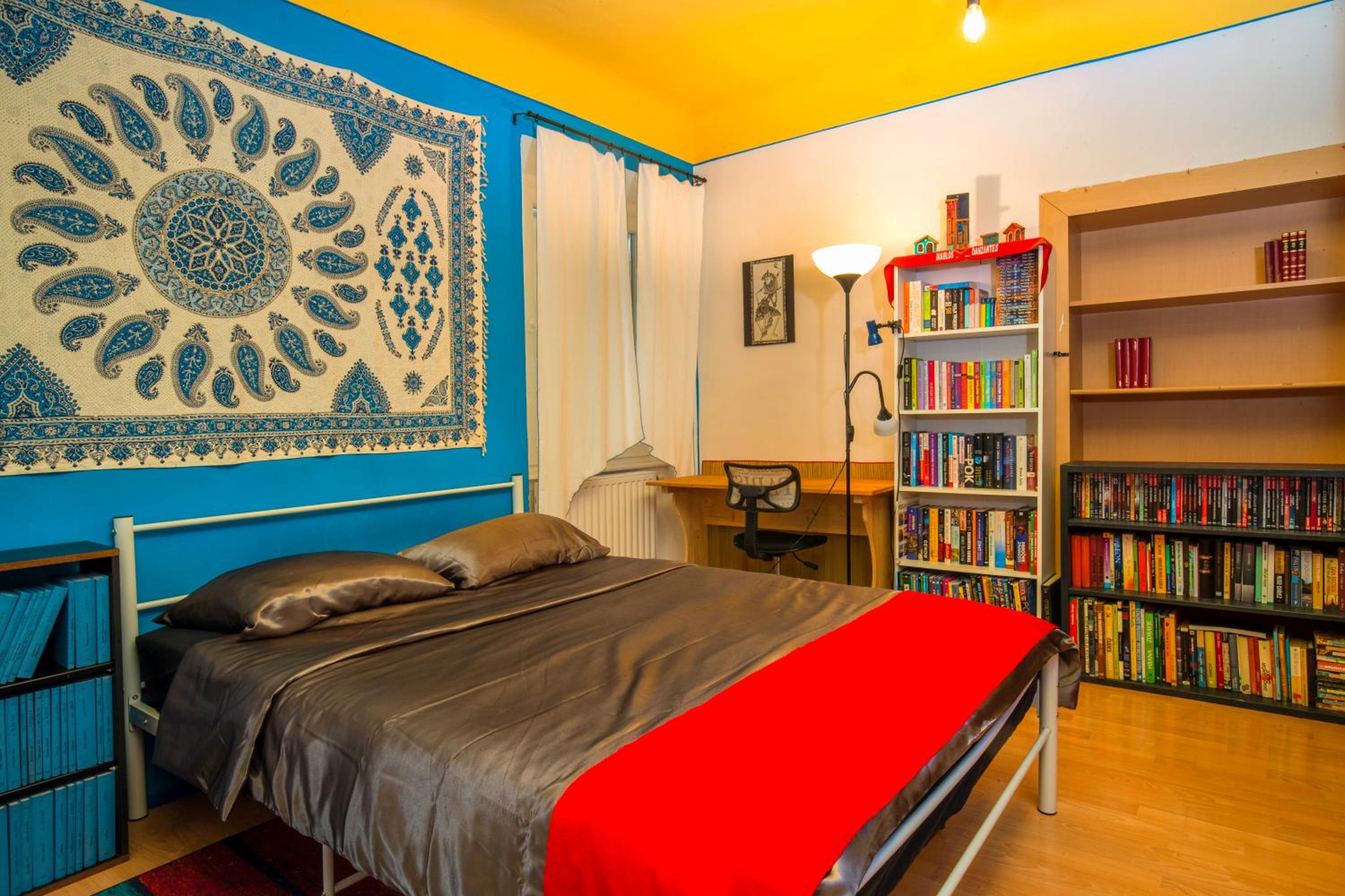 The Book Nest