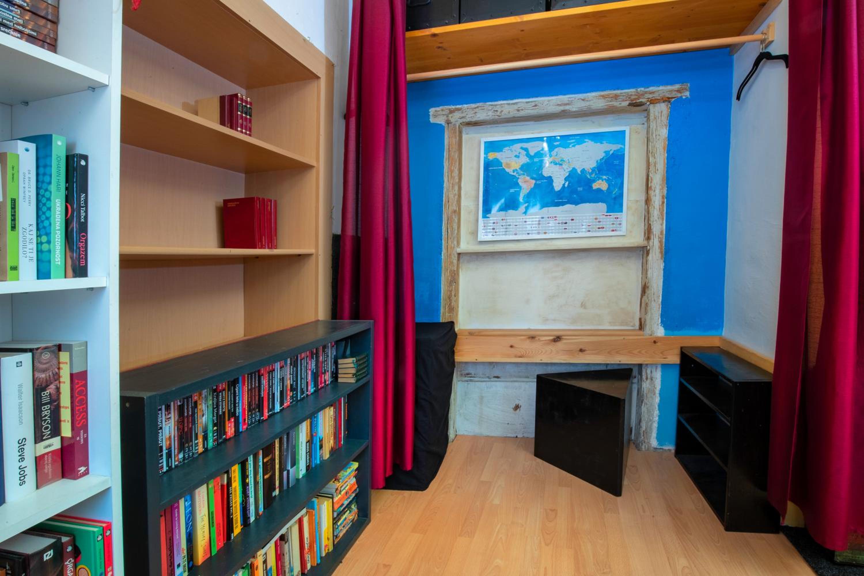 The Book Nest