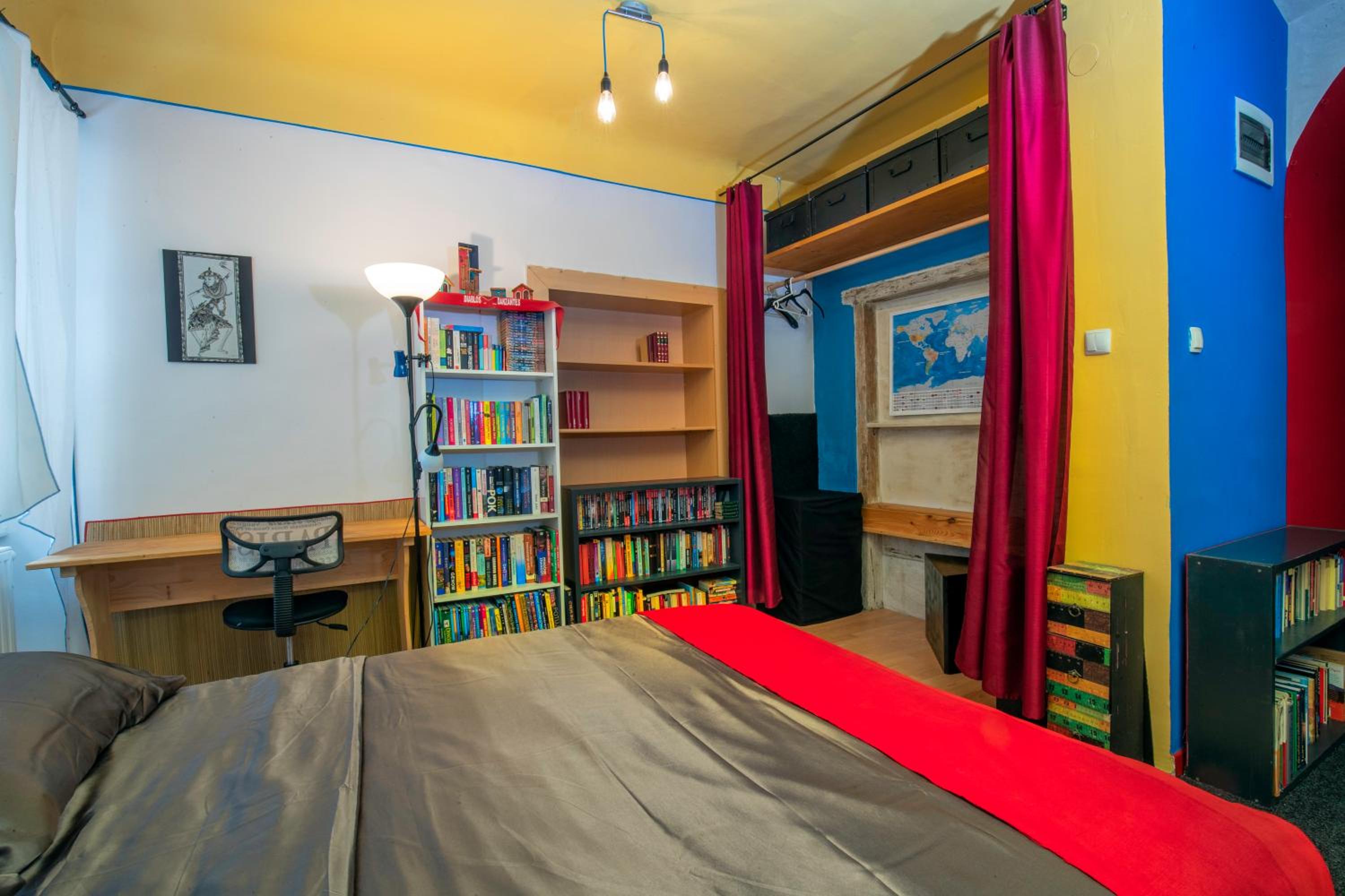 The Book Nest