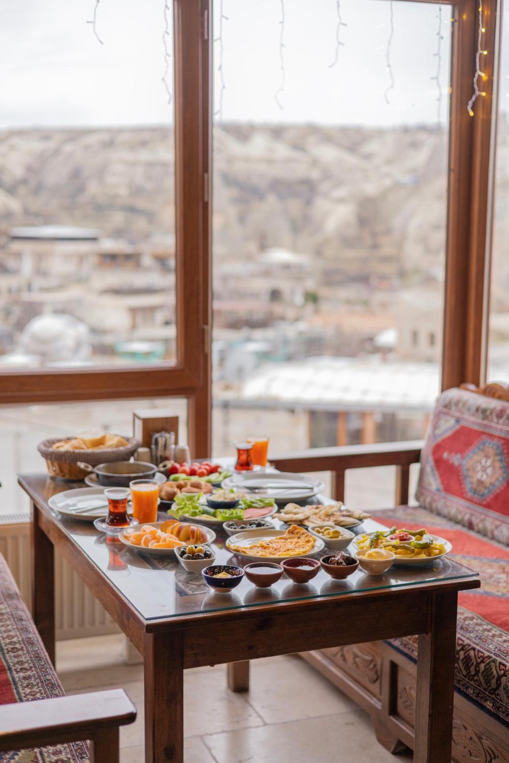 Zeus Cave Suites - Image 98